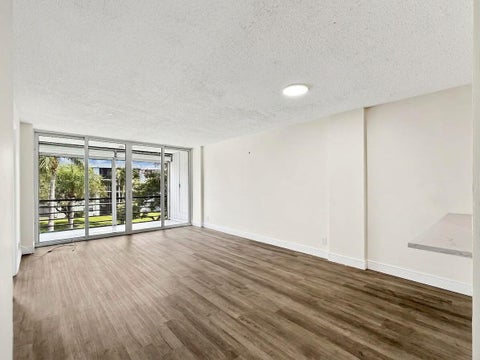 Tiny photo for 114 Royal Pk Drive #3A, Oakland Park, FL 33309 (MLS # B26083117)