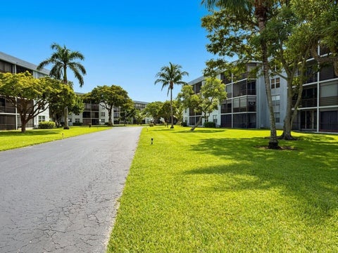 Tiny photo for 114 Royal Pk Drive #3A, Oakland Park, FL 33309 (MLS # B26083117)