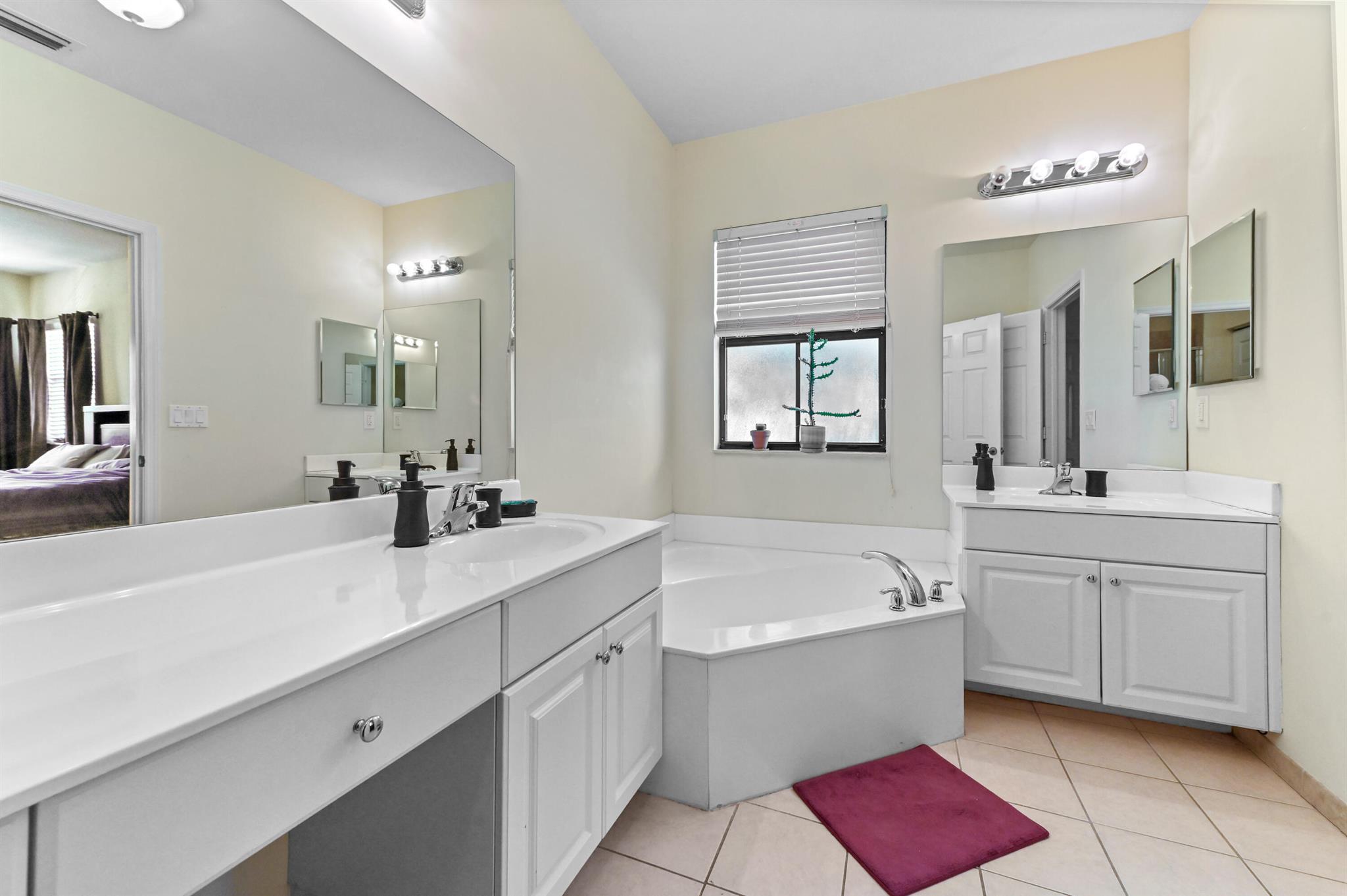 GRAND CYPRESS - Residential