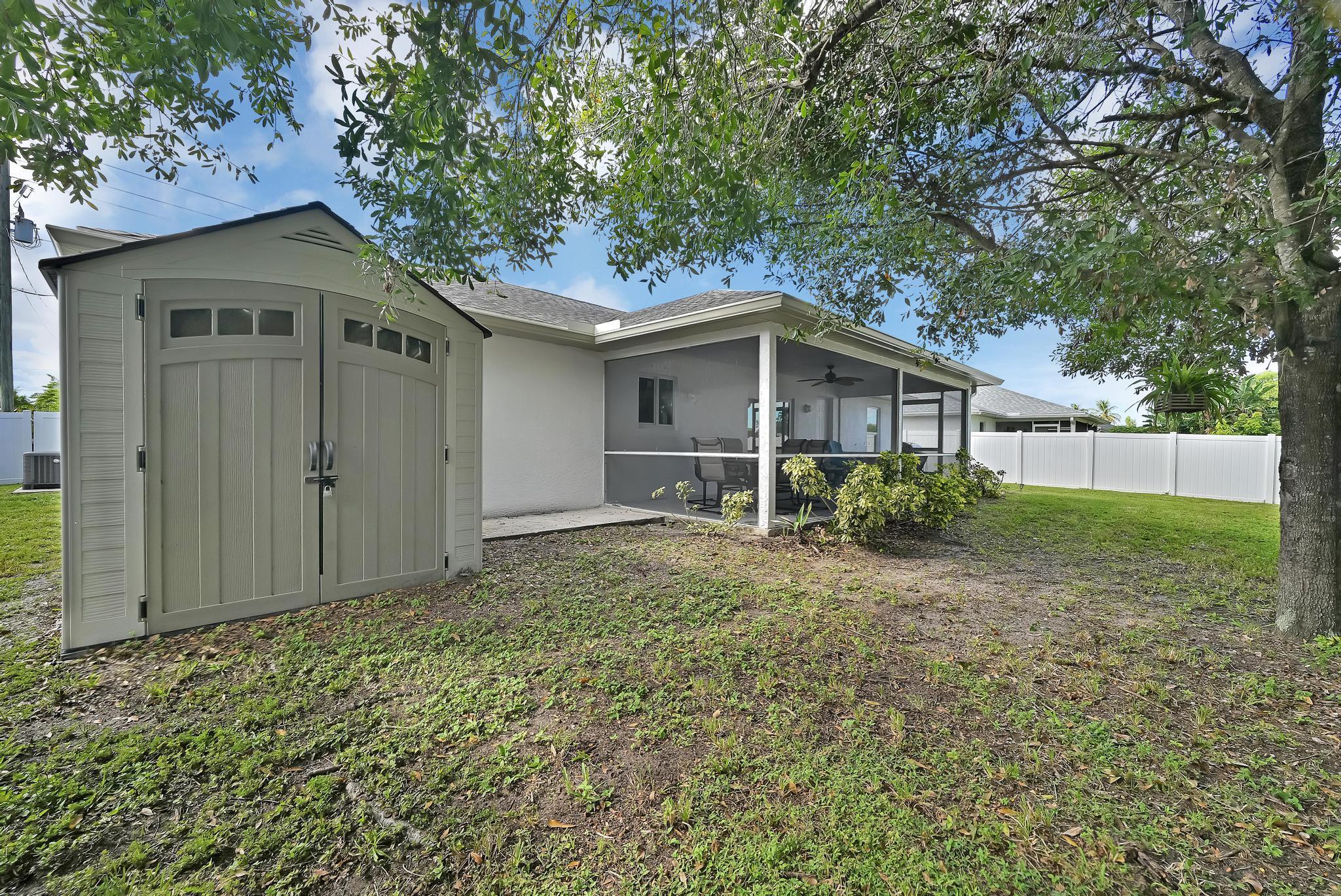 PORT ST LUCIE SECTION 25 - Residential