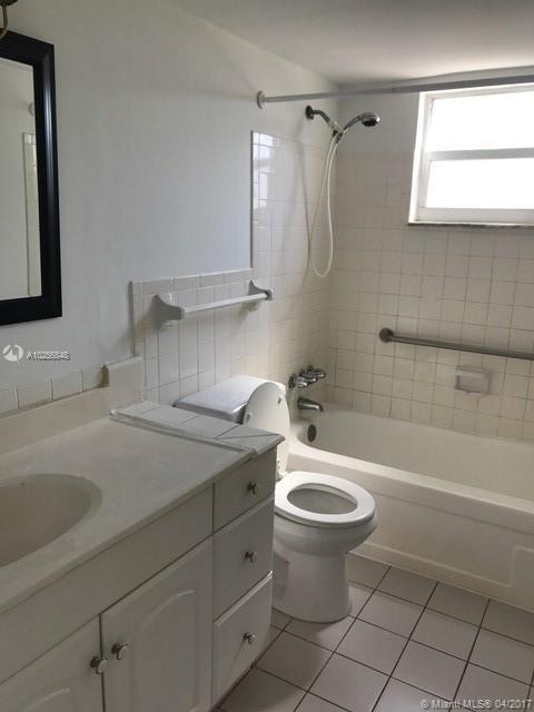 DIXIANA CONDO - Residential