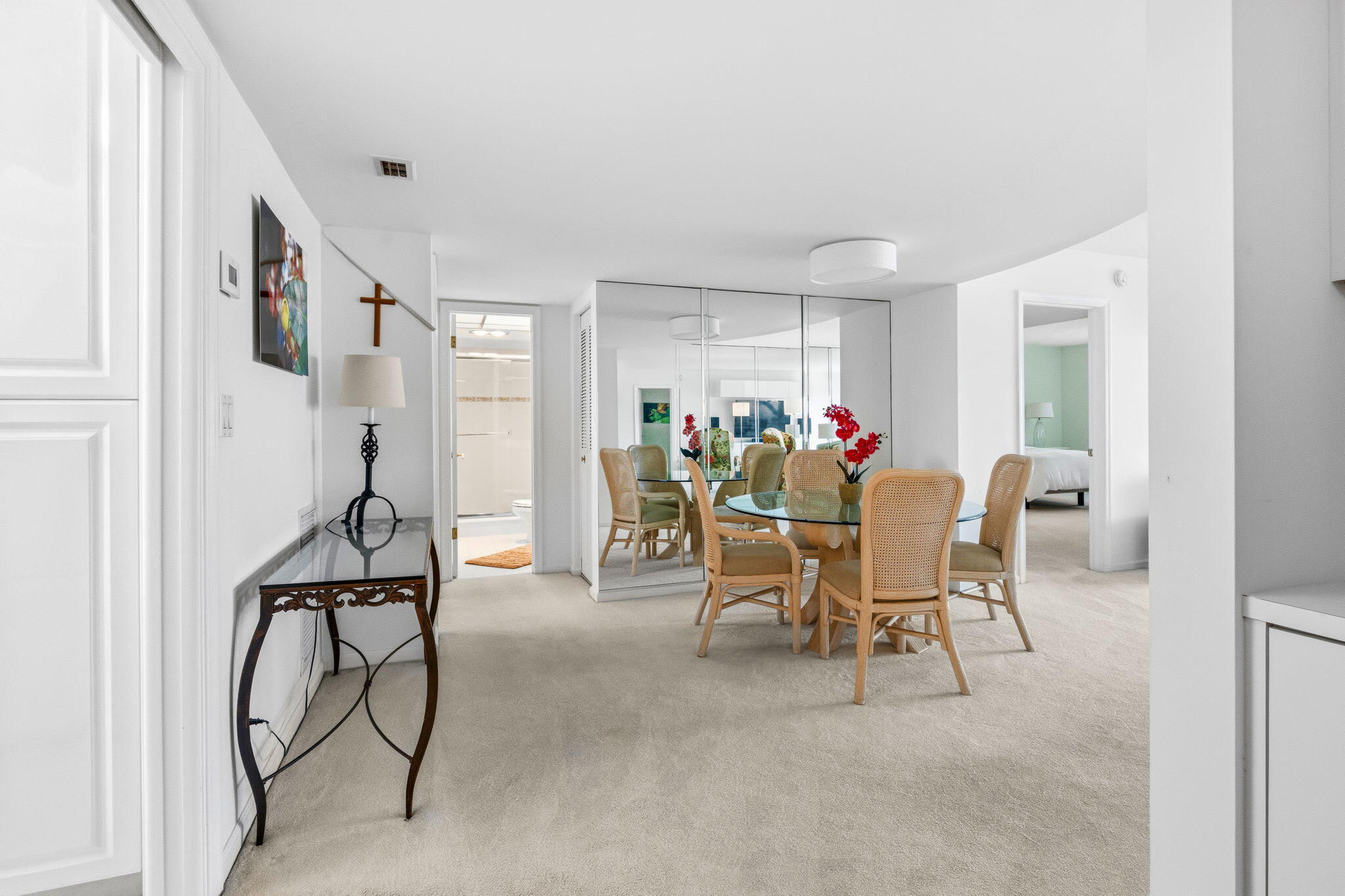 801 Lake Shore Drive 607