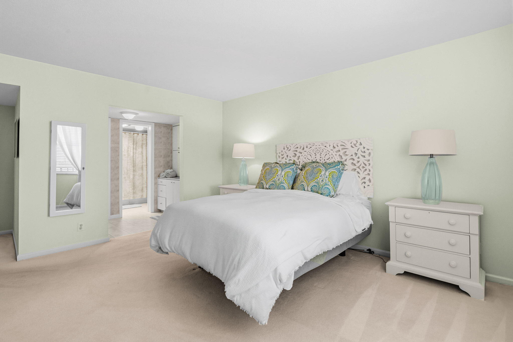 LAKE HARBOUR TOWERS EAST CONDO - Residential