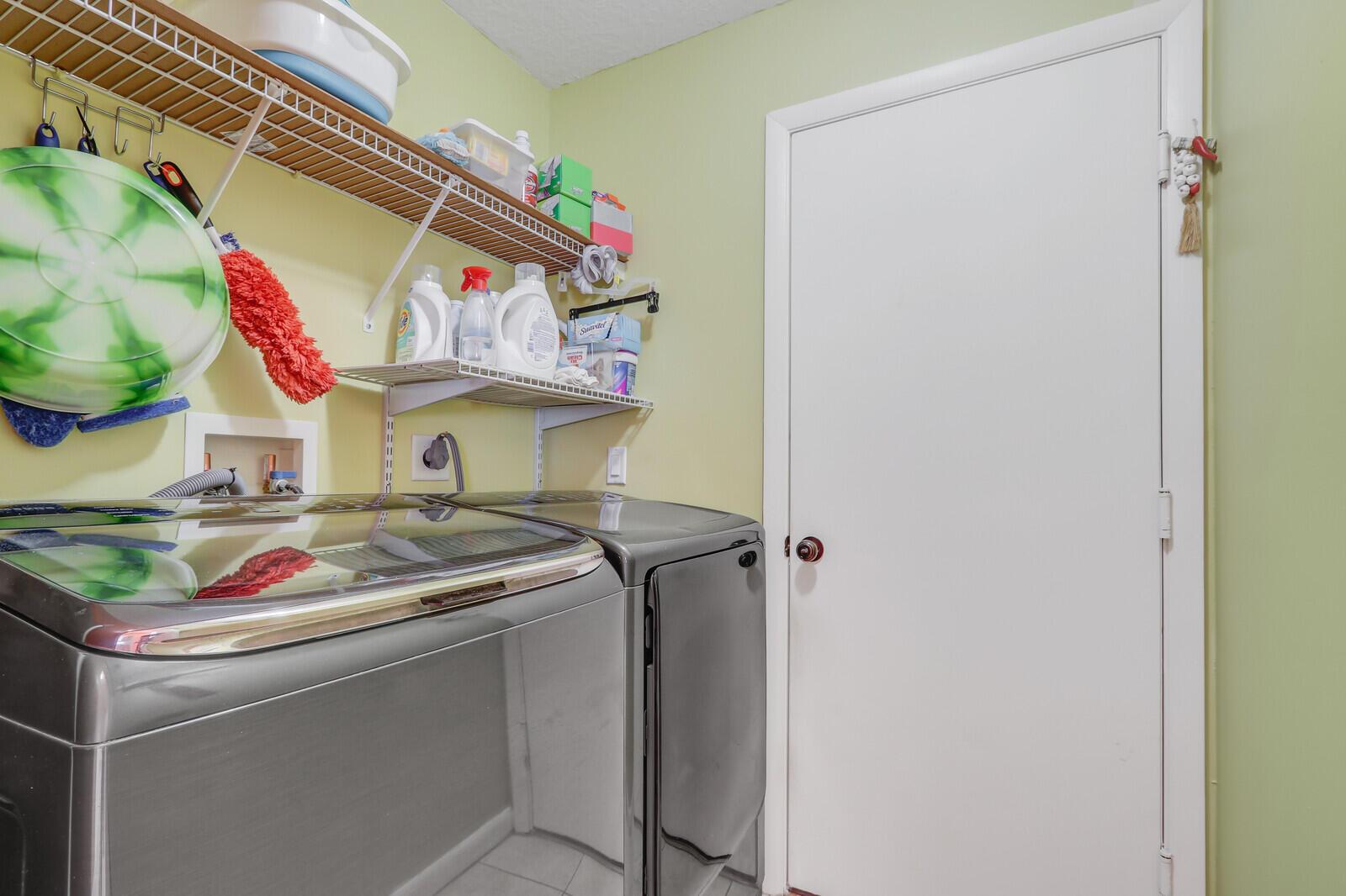 PORT ST LUCIE SECTION 17 - Residential