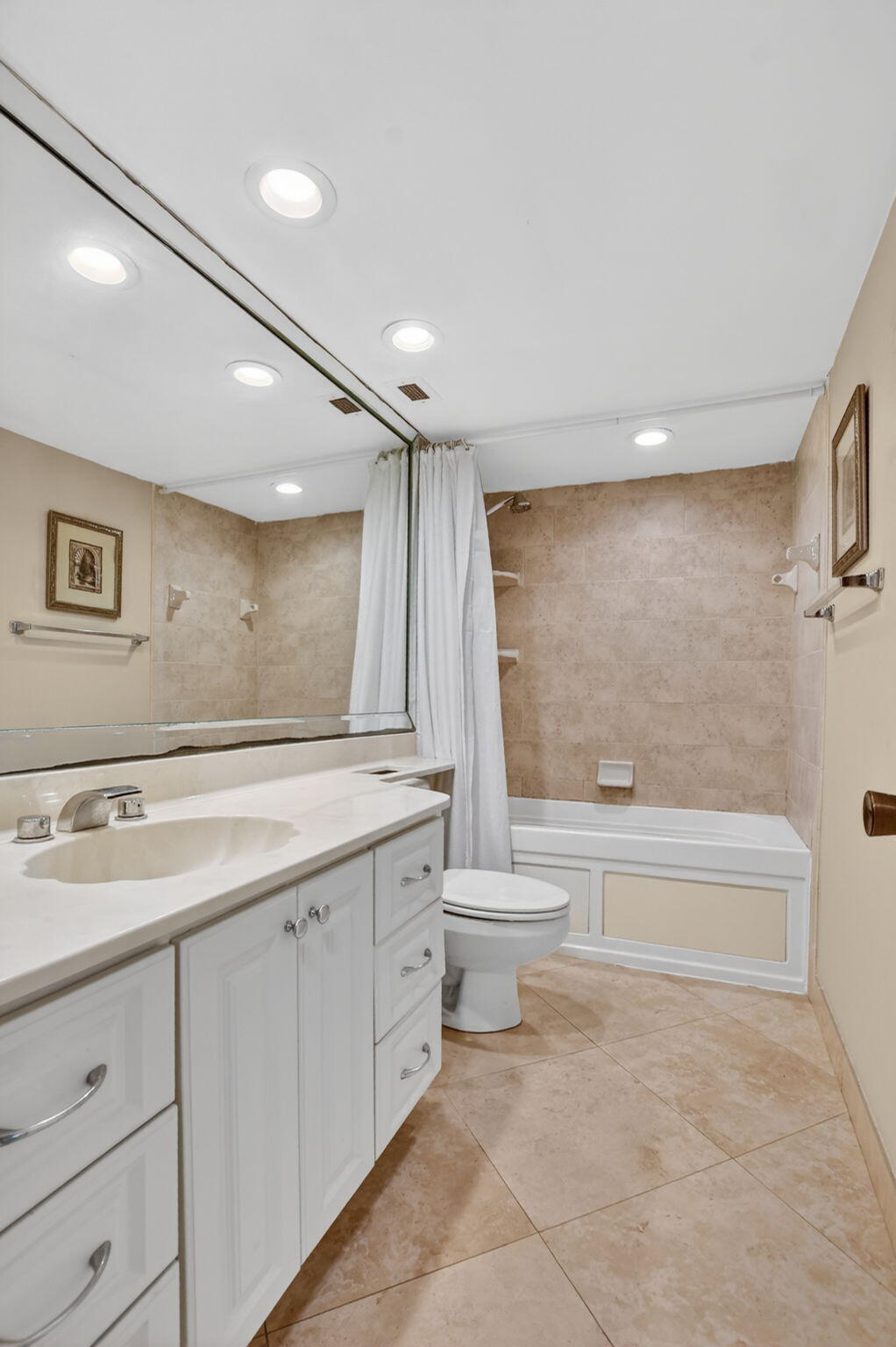 PATRICIAN CONDO - Residential