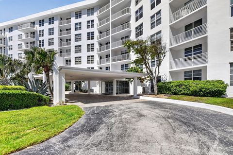 Tiny photo for 2851 S Ocean Boulevard #T-2, Boca Raton, FL 33432 (MLS # B26026451)