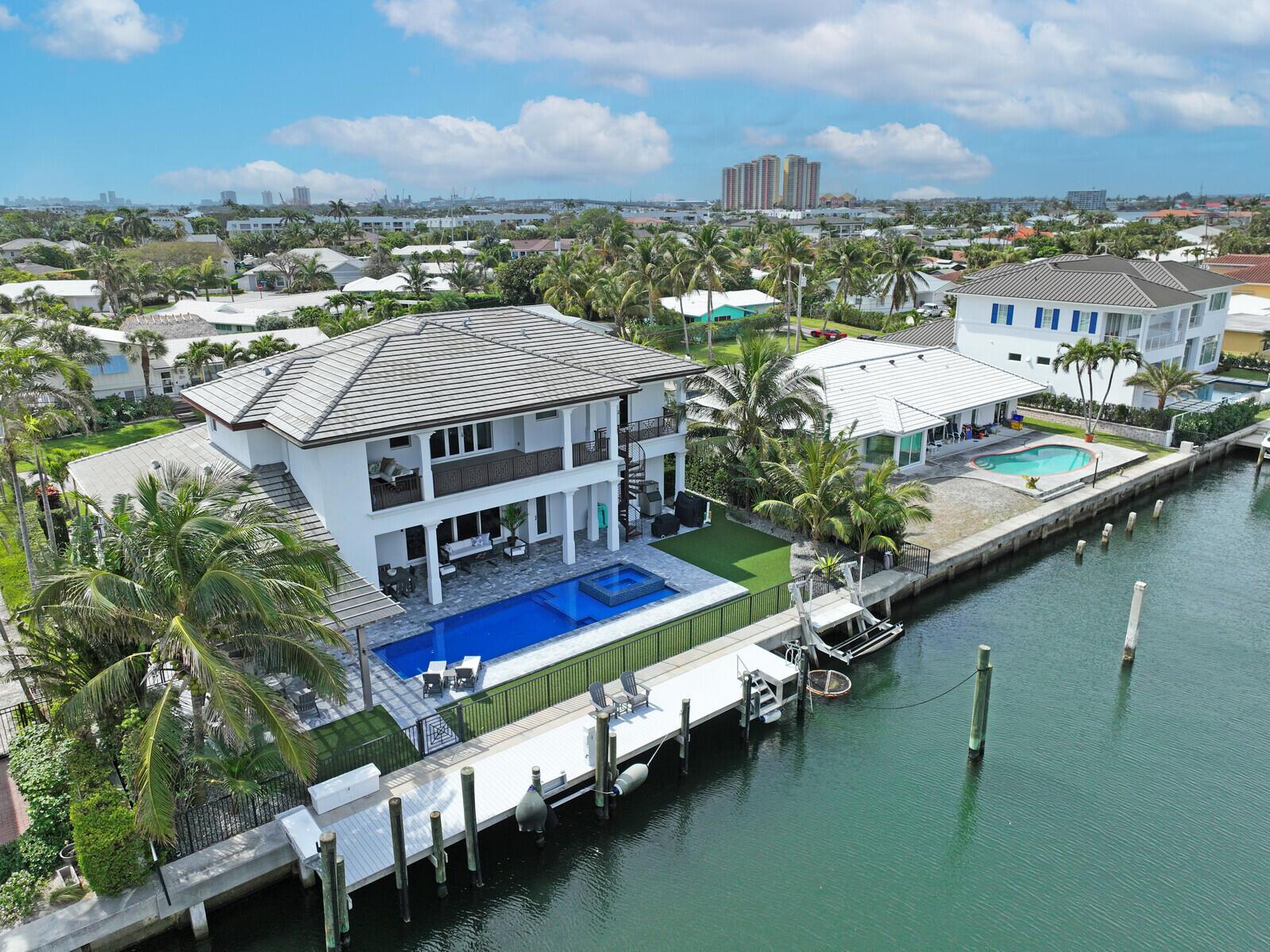 PALM BEACH ISLES 1 - Residential