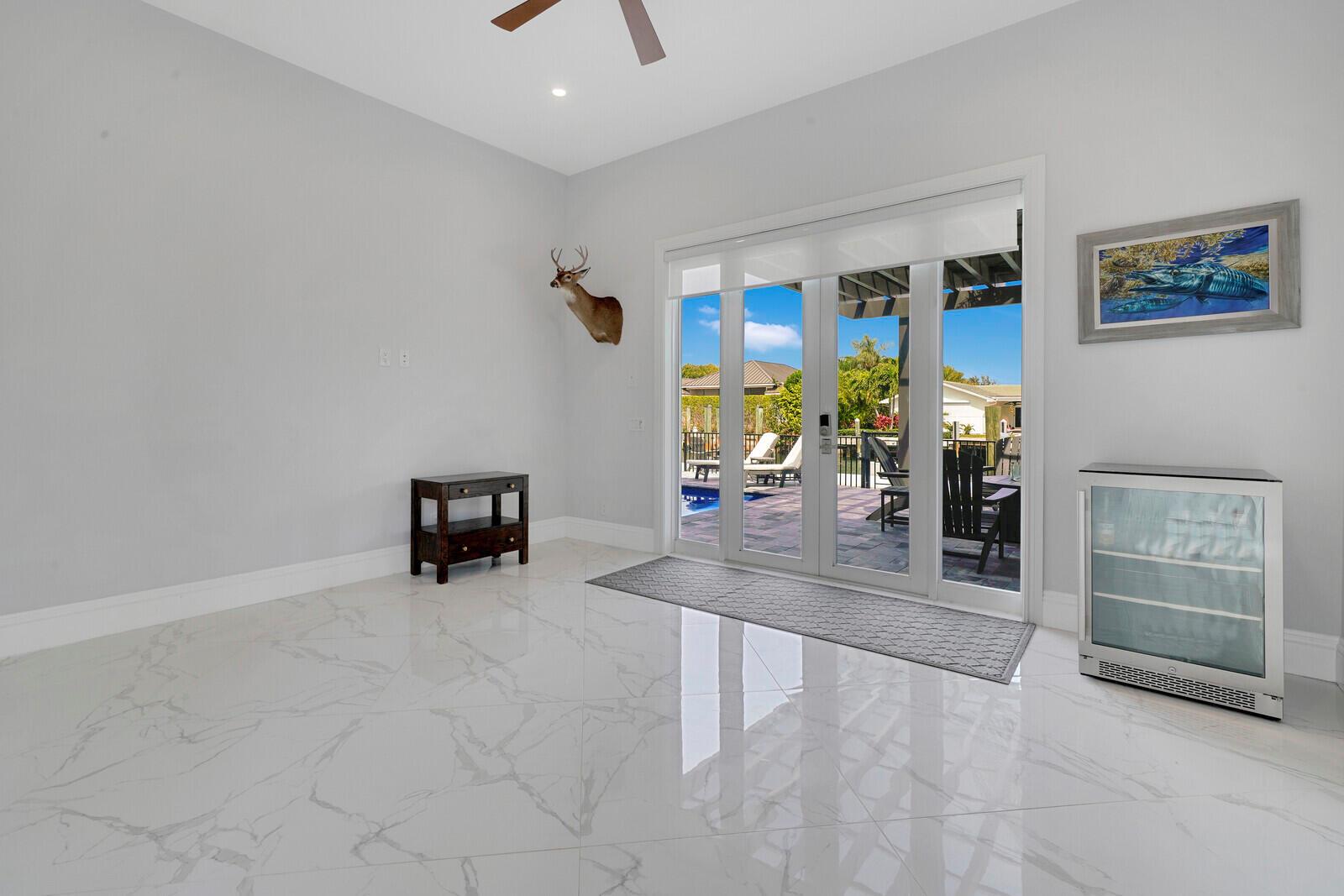 PALM BEACH ISLES 1 - Residential