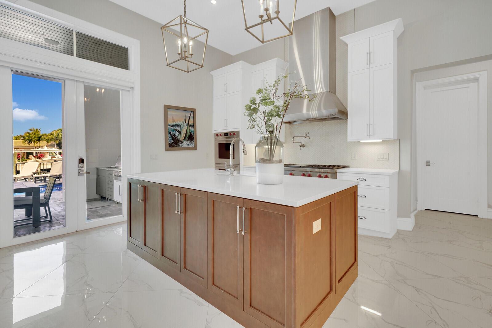 PALM BEACH ISLES 1 - Residential