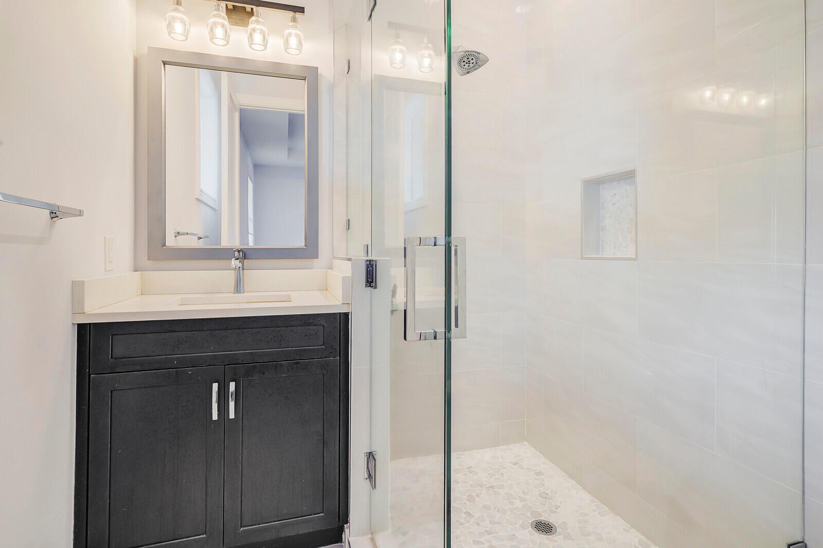 PALM BEACH ISLES 1 - Residential