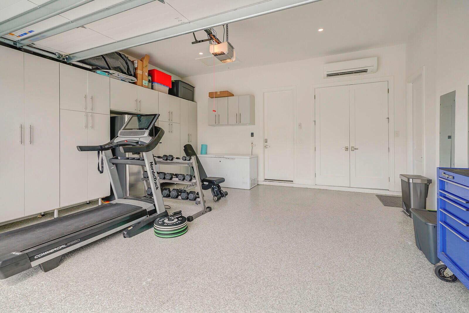 PALM BEACH ISLES 1 - Residential