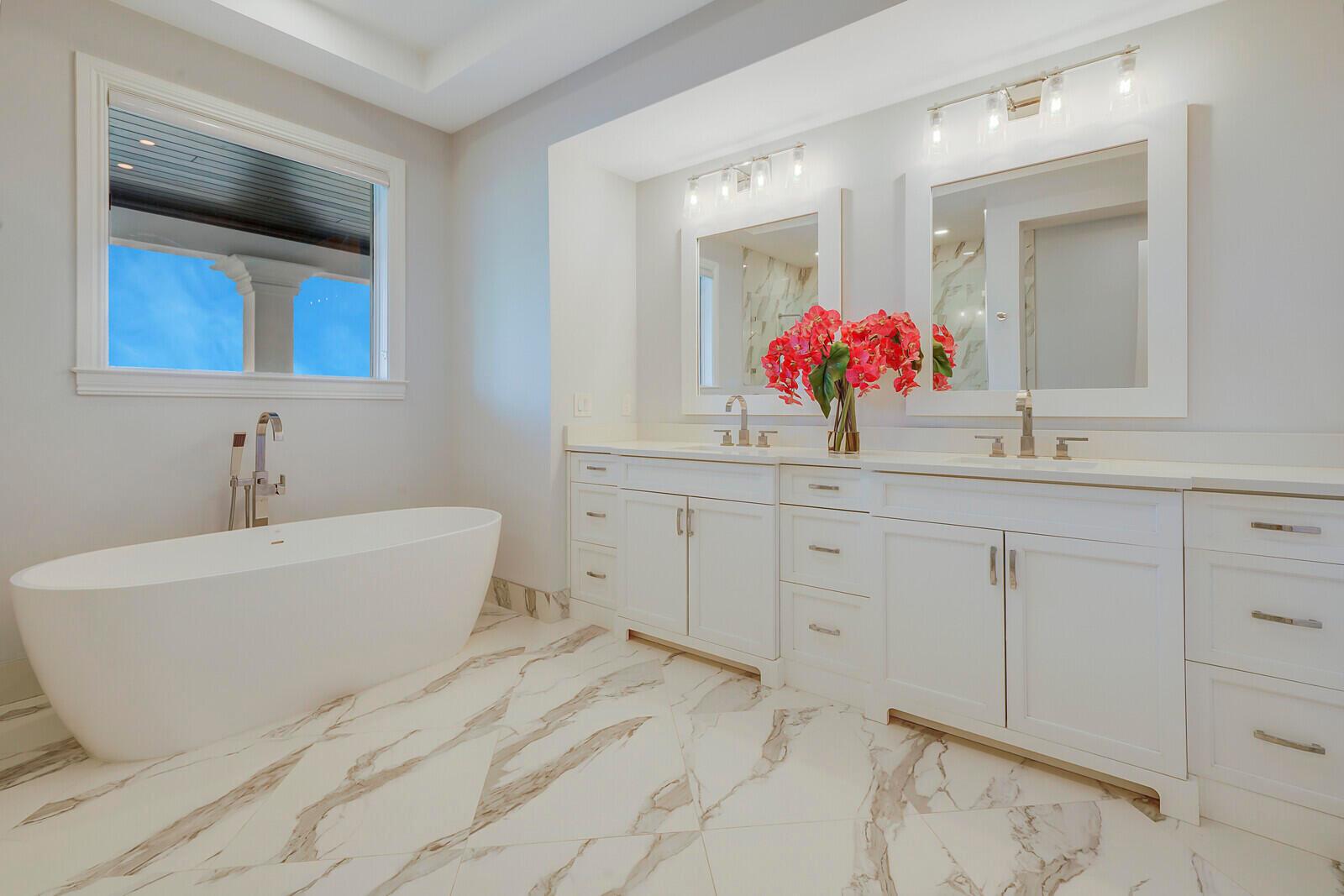 PALM BEACH ISLES 1 - Residential