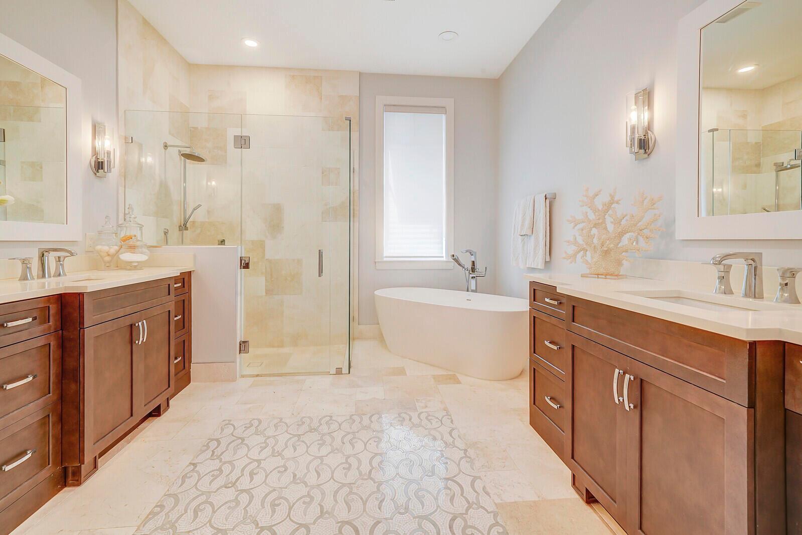 PALM BEACH ISLES 1 - Residential