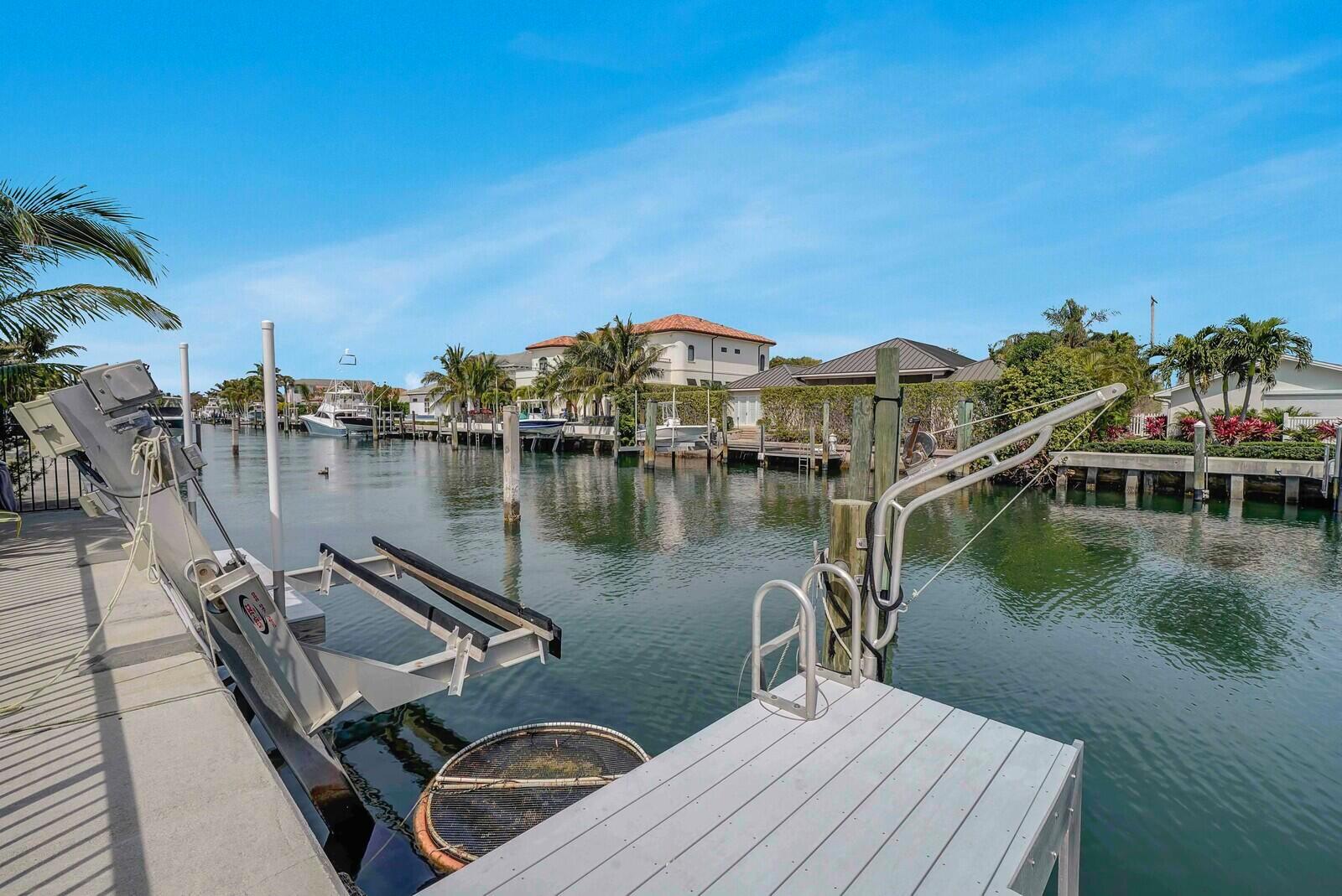 PALM BEACH ISLES 1 - Residential