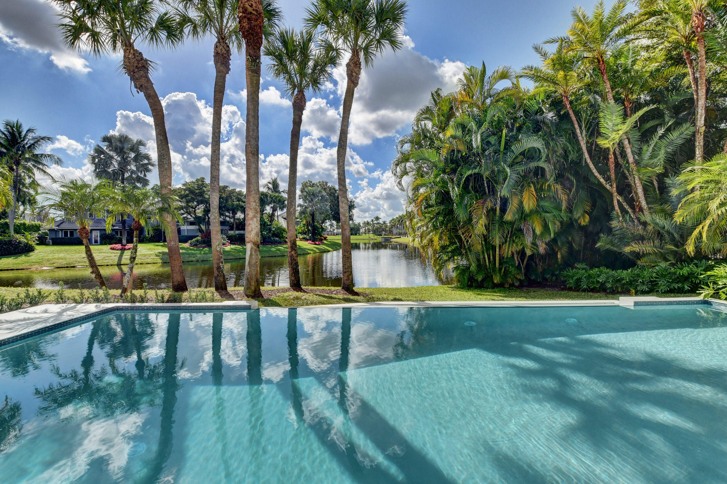 ST ANDREWS COUNTRY CLUB - Residential