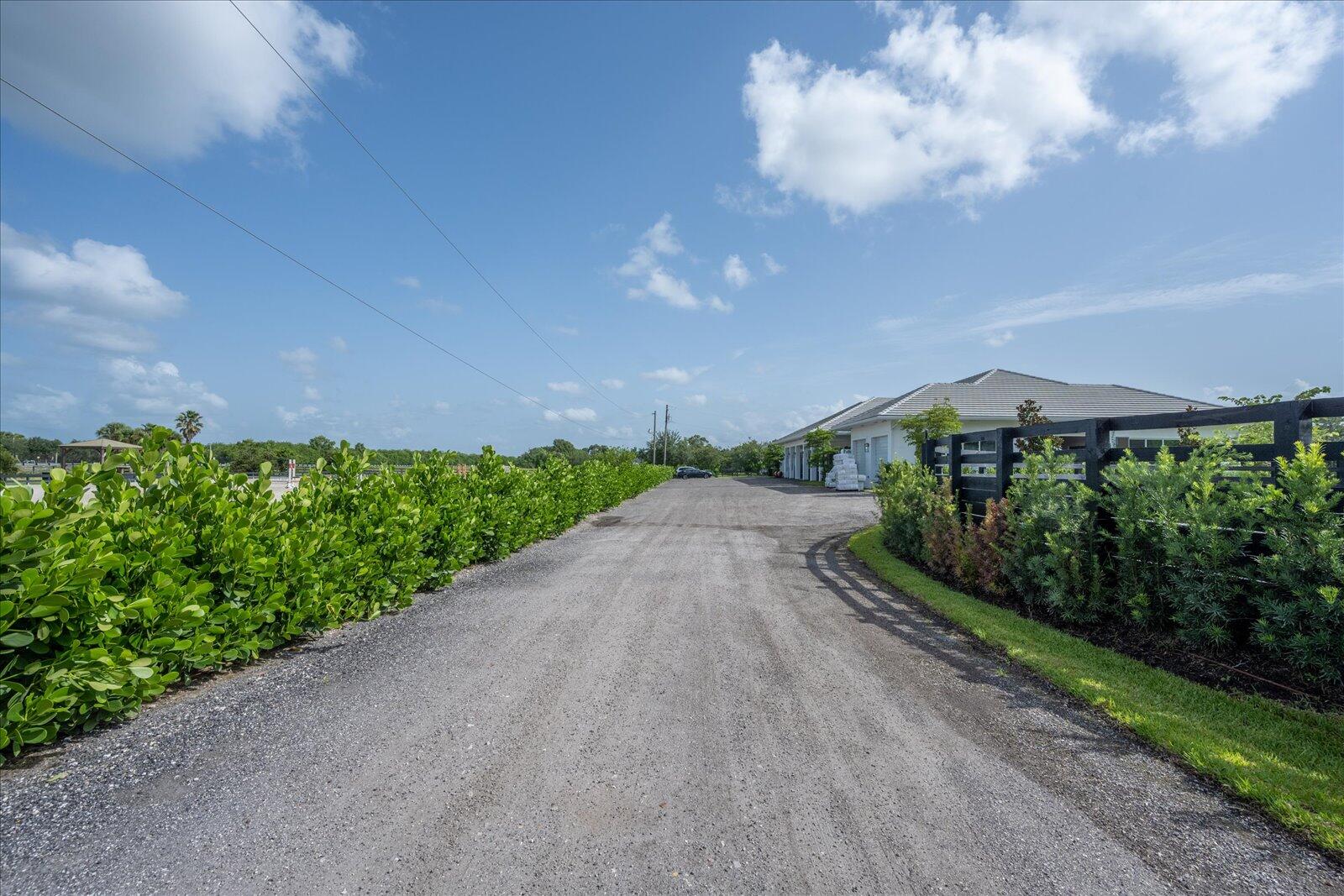 PALM BEACH POINT - Residential