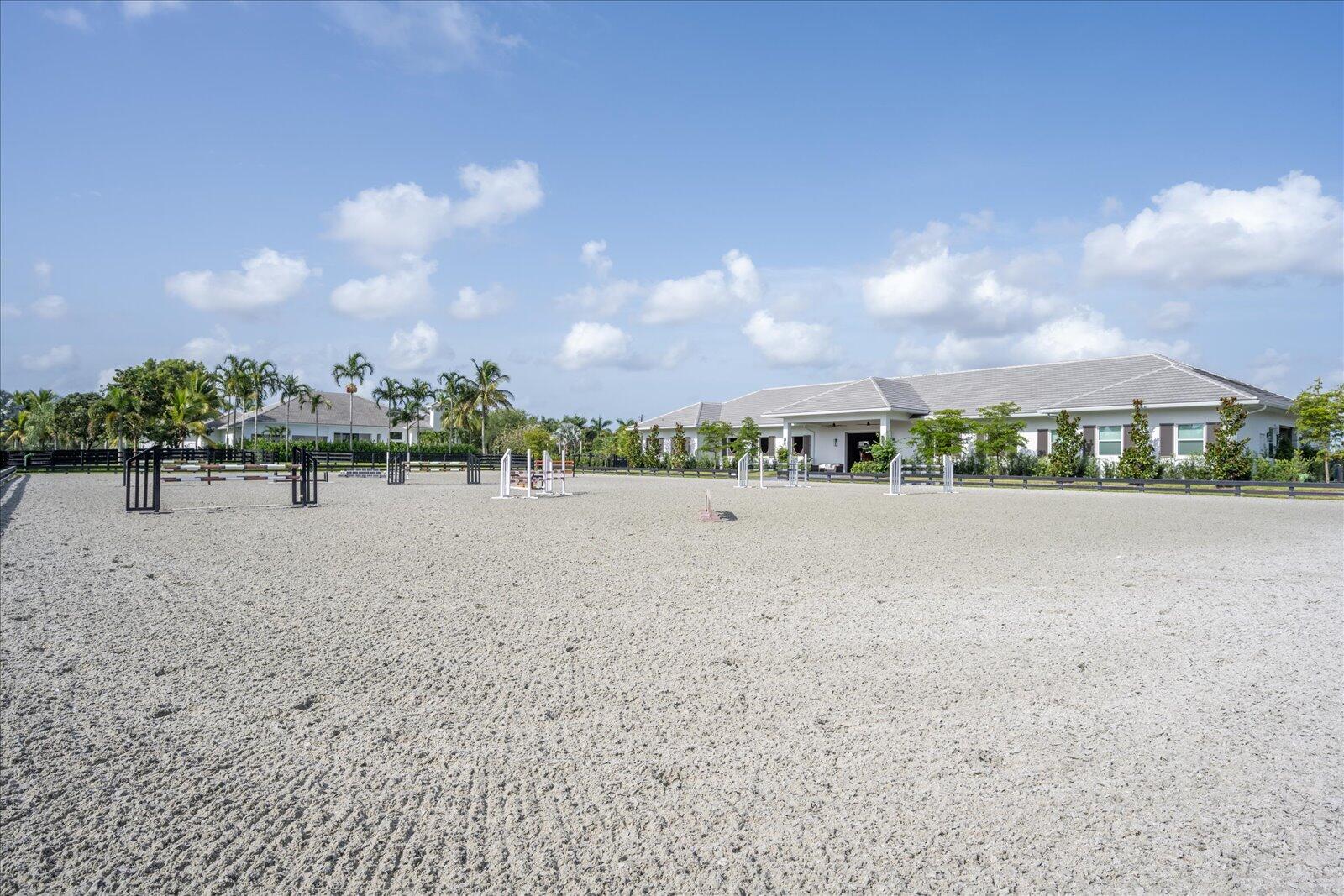 PALM BEACH POINT - Residential