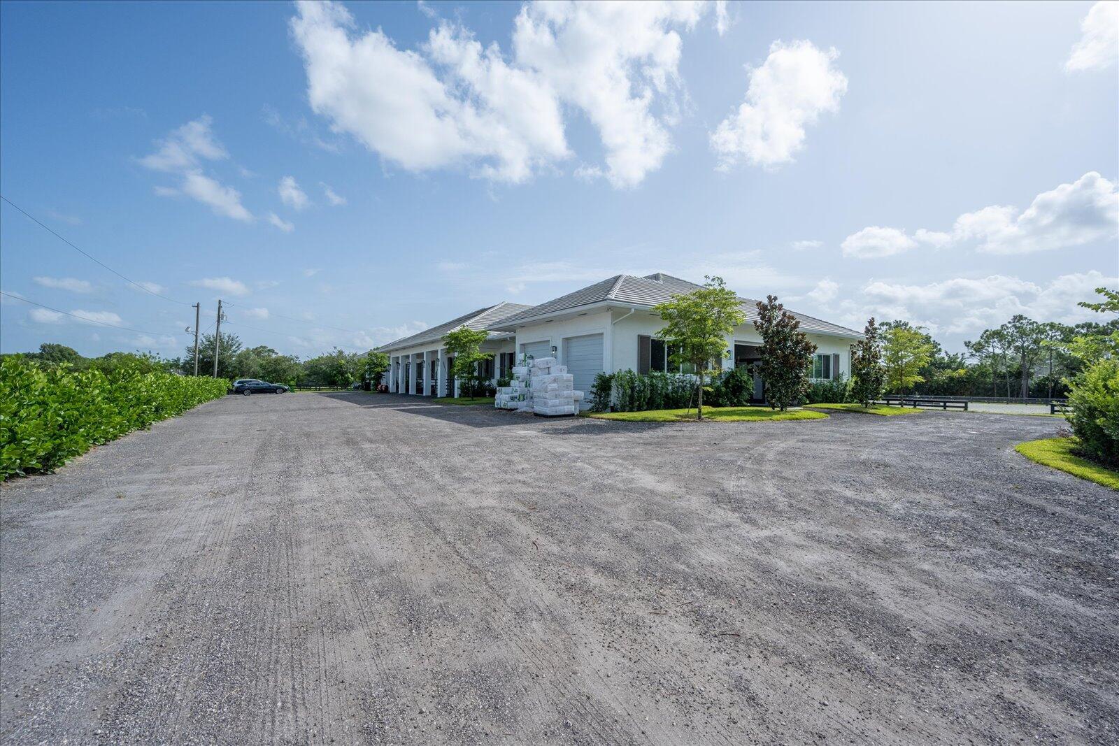 PALM BEACH POINT - Residential