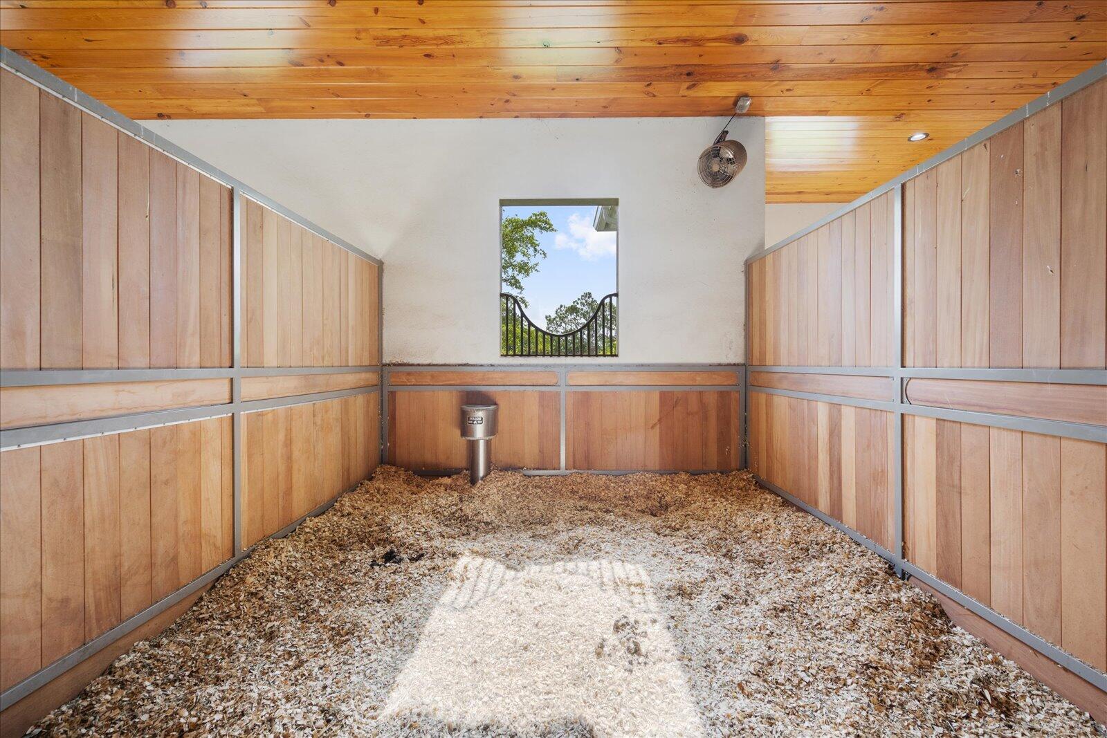 PALM BEACH POINT - Residential