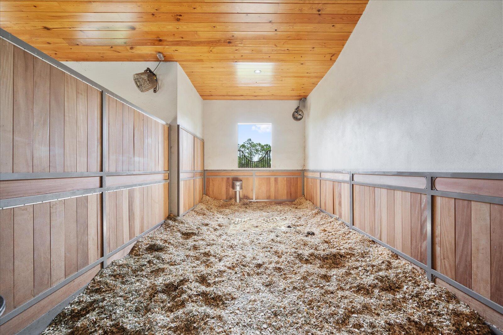 PALM BEACH POINT - Residential