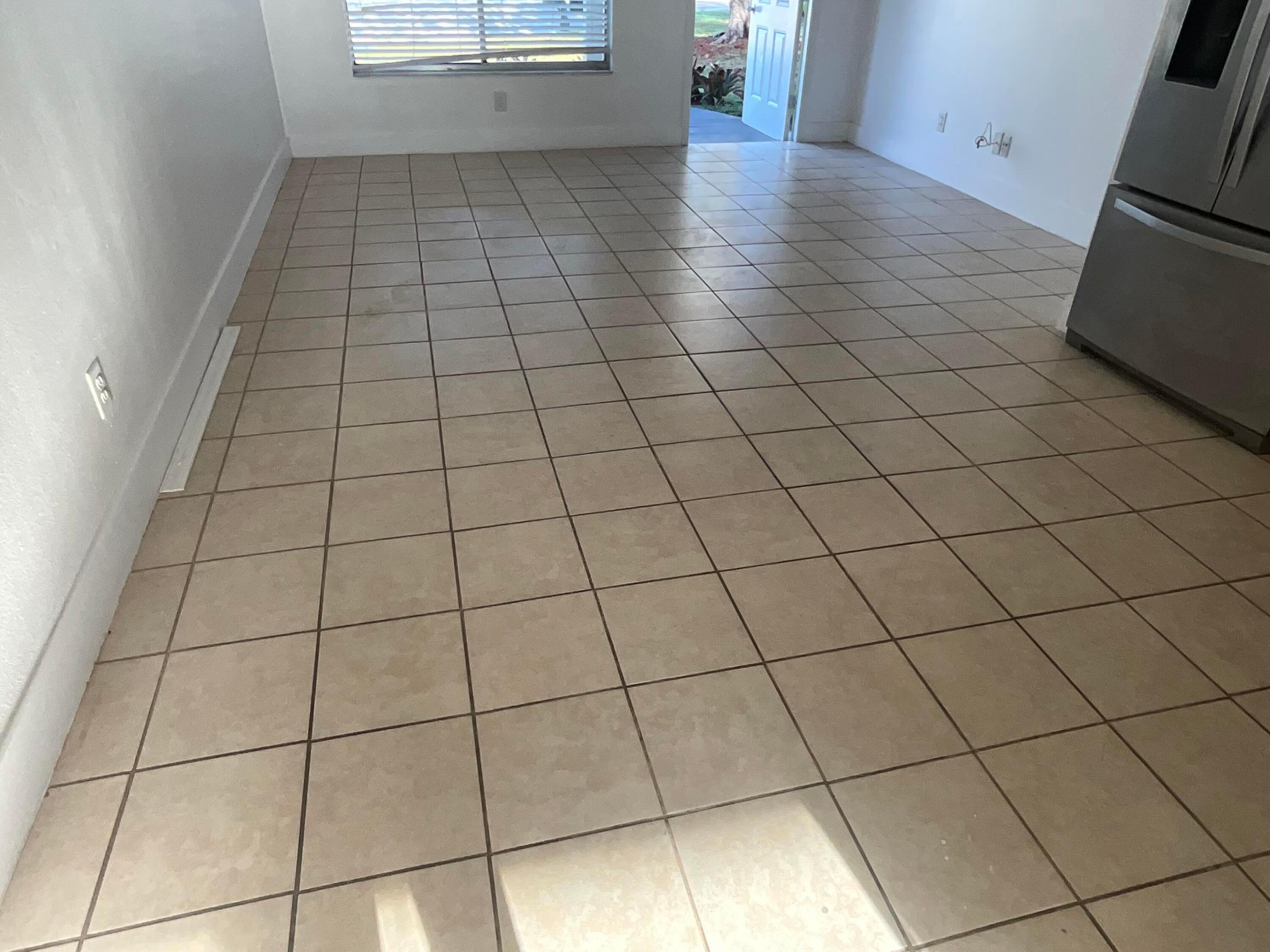 PORT ST LUCIE SECTION 42 1ST REPLAT - Residential