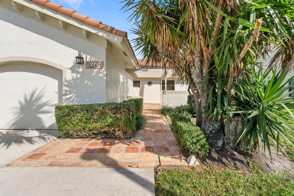 Photo of 6828 Consolata Street, Boca Raton, FL 33433 (MLS # F10497781)