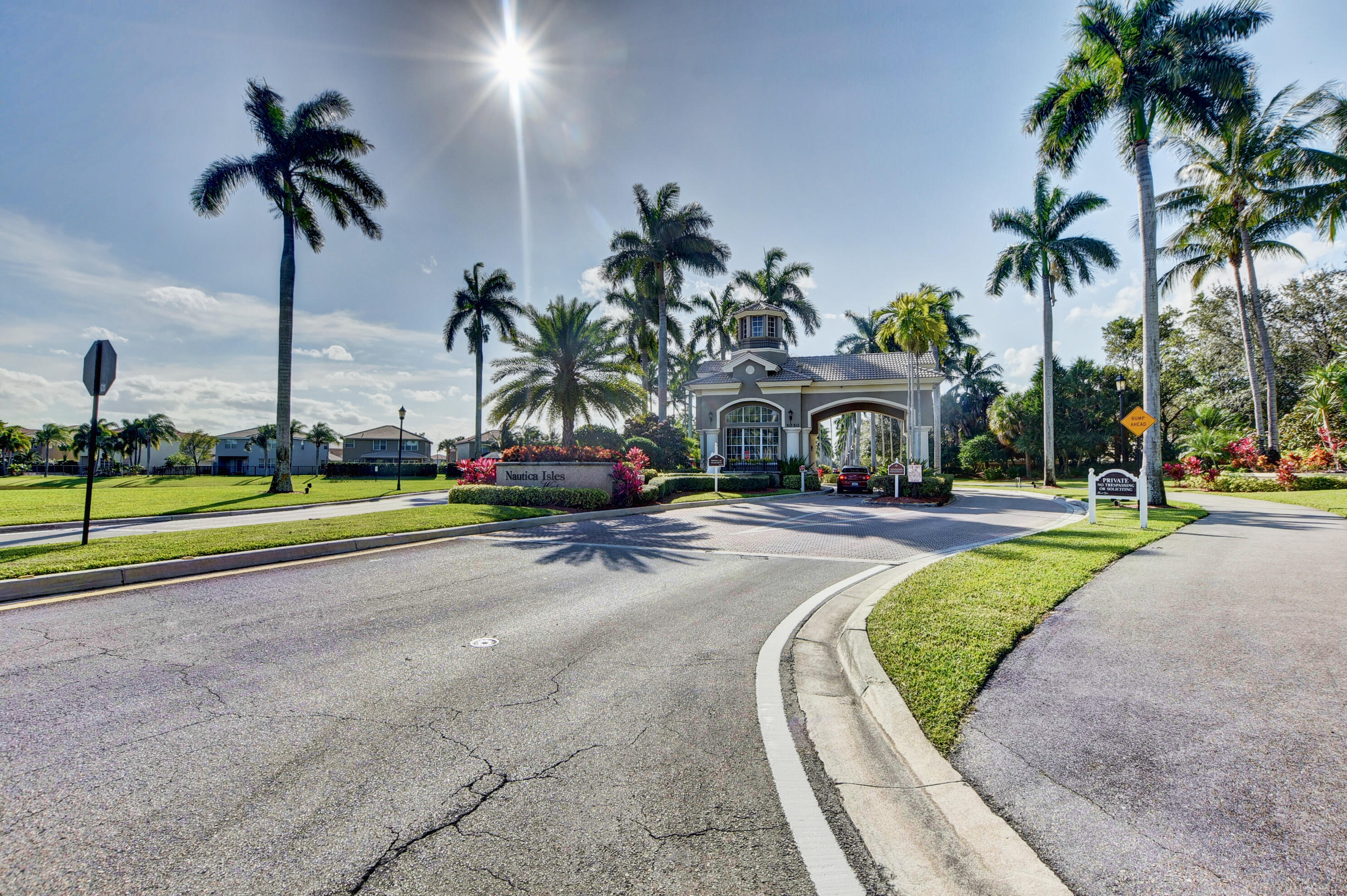 NAUTICA ISLES 2 - Residential