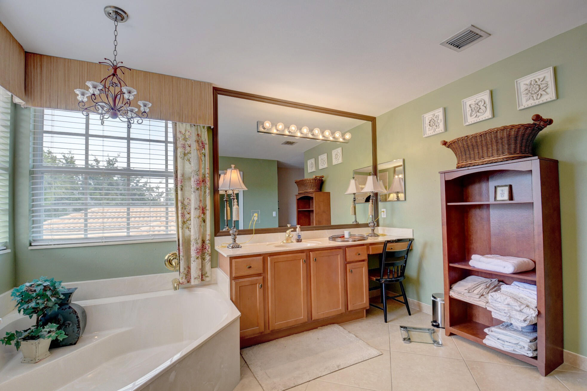 NAUTICA ISLES 2 - Residential