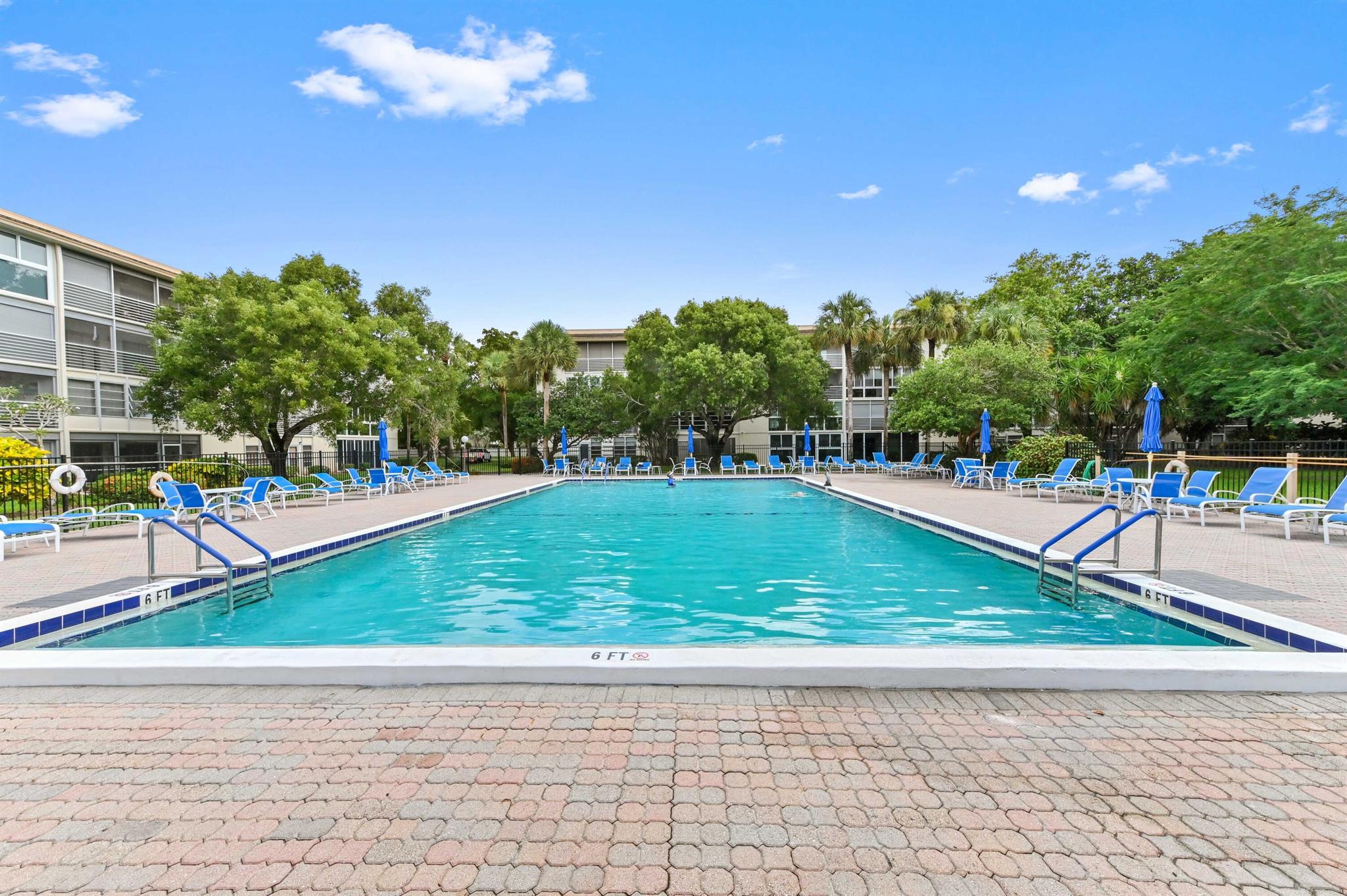 WYNMOOR VILLAGE - Residential