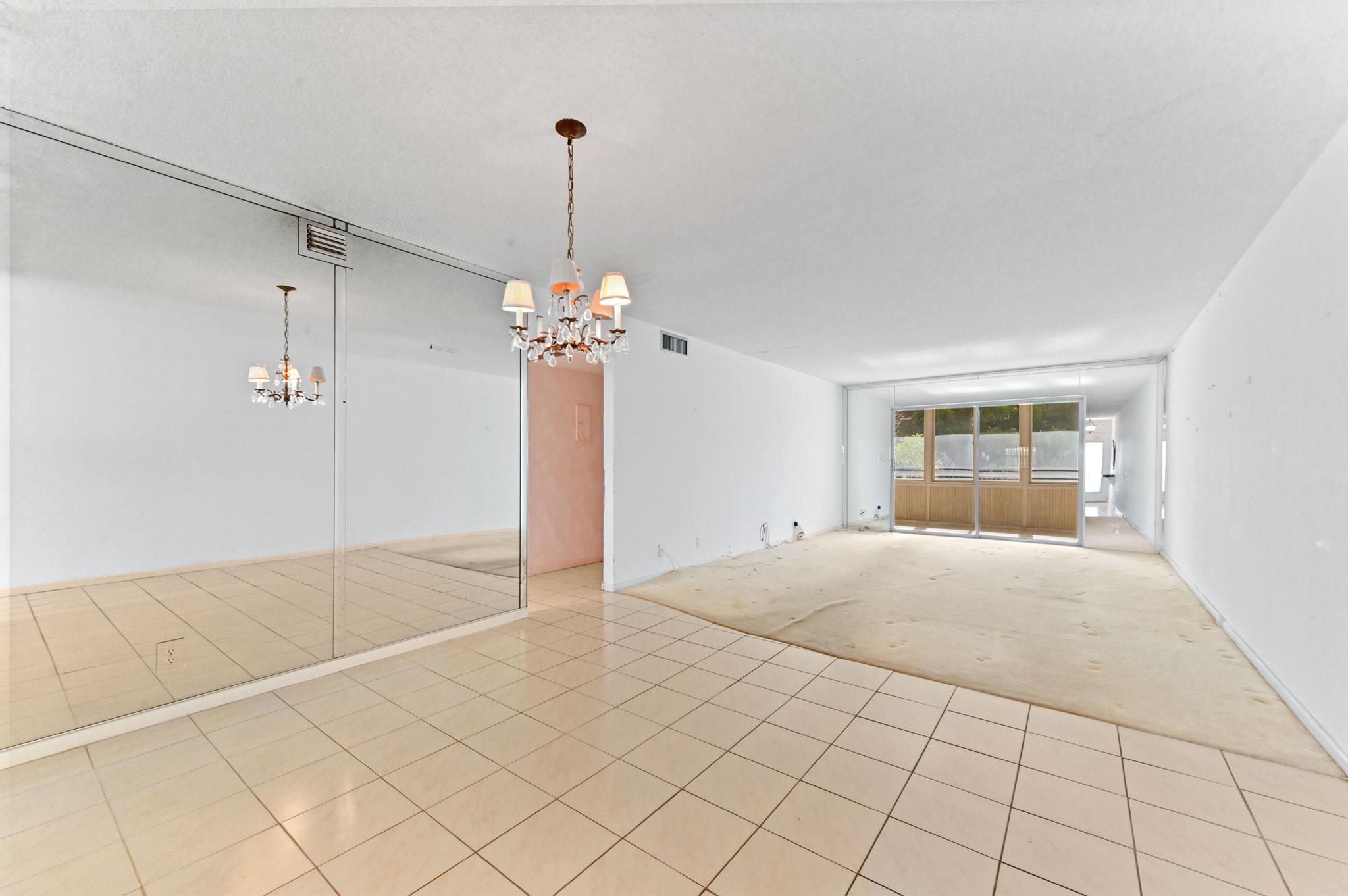 WYNMOOR VILLAGE - Residential
