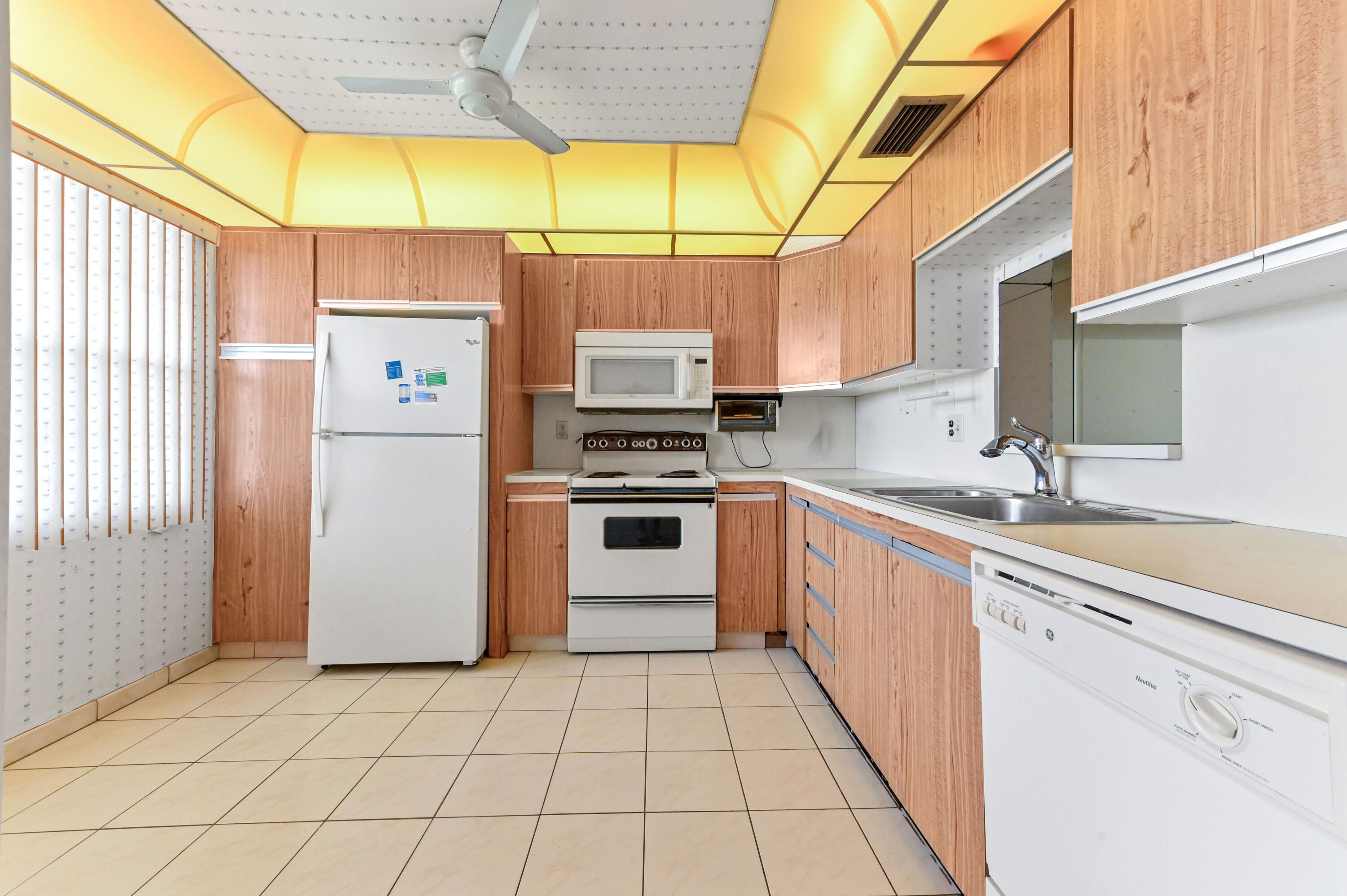 WYNMOOR VILLAGE - Residential