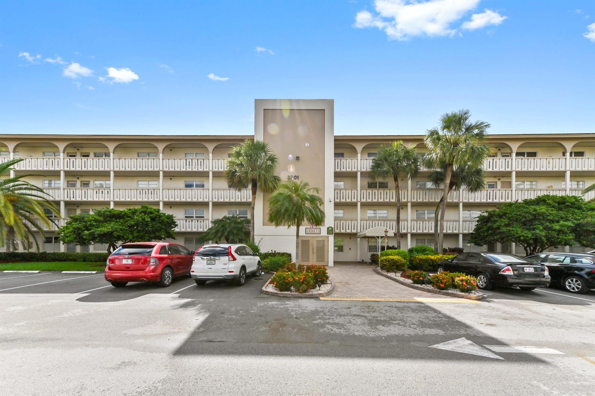 Quiet unit but close to Elevator, and nearby the laundry room. Building close to Wynmoor entrance. Introducing 2201 Lucaya Bend, located in the vibrant community of Wynmoor Village, Coconut Creek, FL. This delightful 2BR/2BA condo is brightly lit with natural light which graces every corner of the home and offers views of the pool. Known for its abundant recreational facilities, the community provides a wide variety of amenities. These include primarily golf, tennis, pickleball, as well as a resident-friendly courtesy bus. Our vibrant social scene features numerous weekly events from Bar-B-Que's with DJ on Thursday evenings to poolside entertainment on Sunday afternoons, and impressive theater shows on Saturday nights.