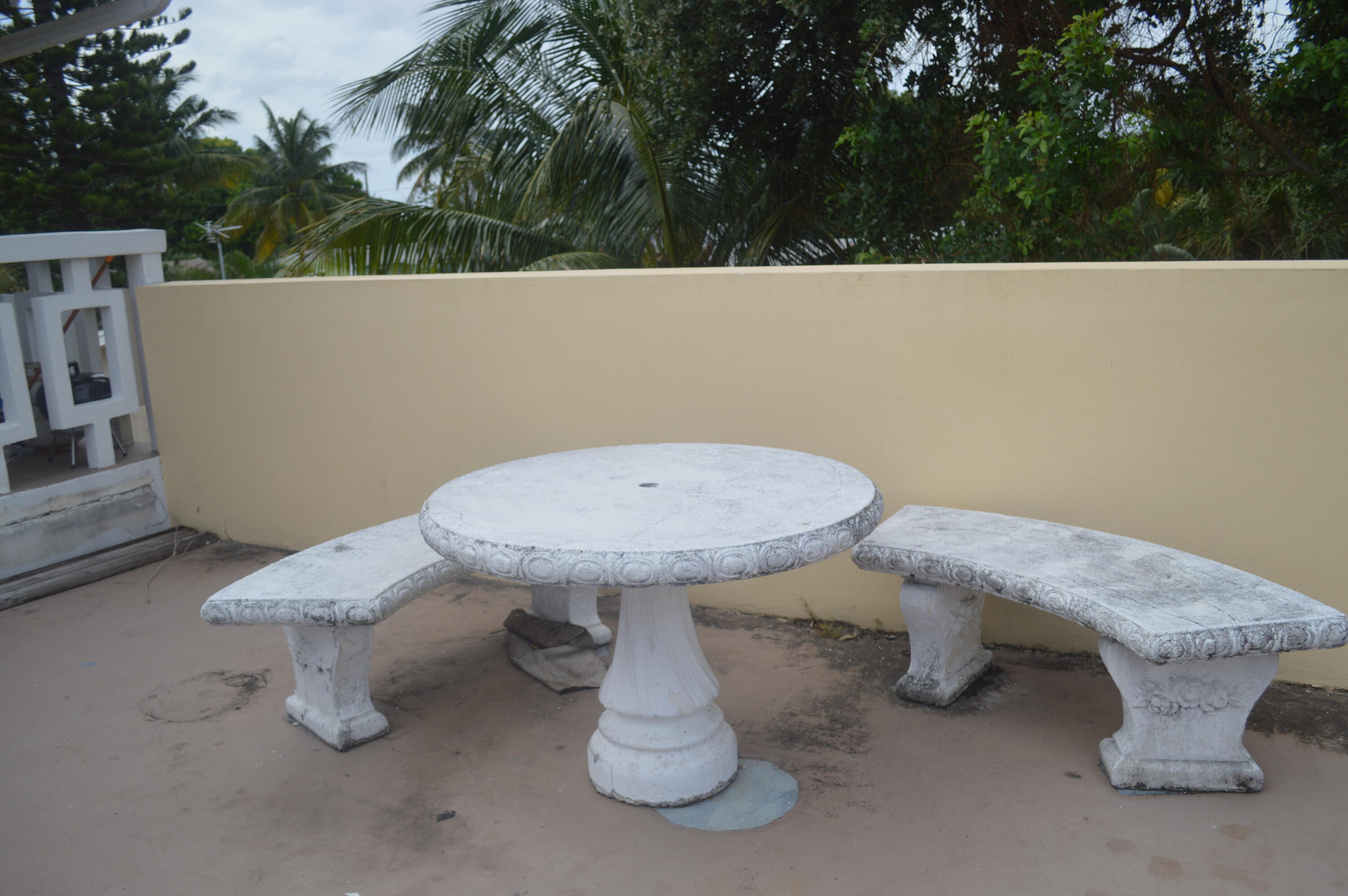 WHISPERING PALMS CONDO - Residential