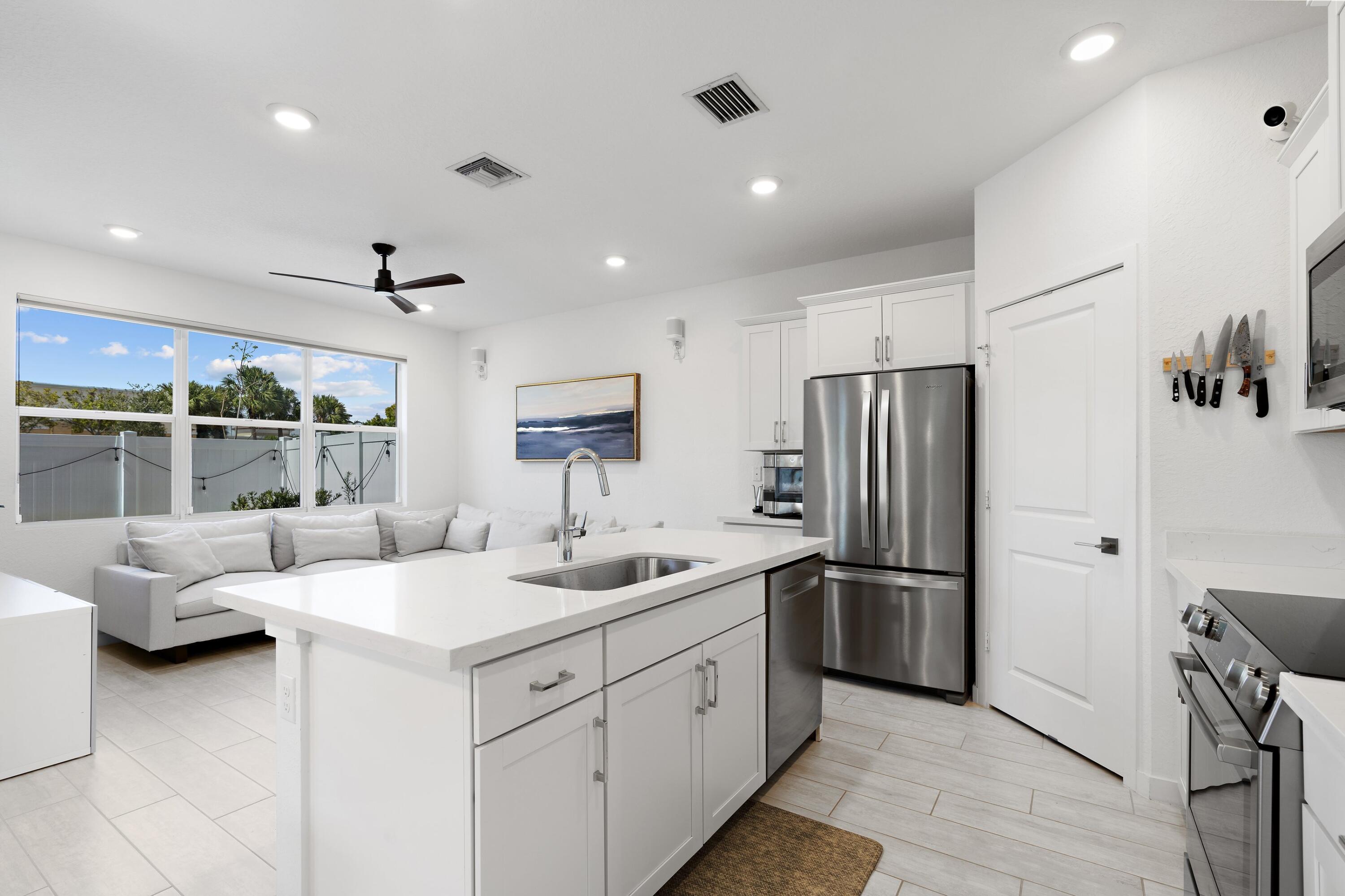 TOWN COMMONS PUD REPLAT - Residential