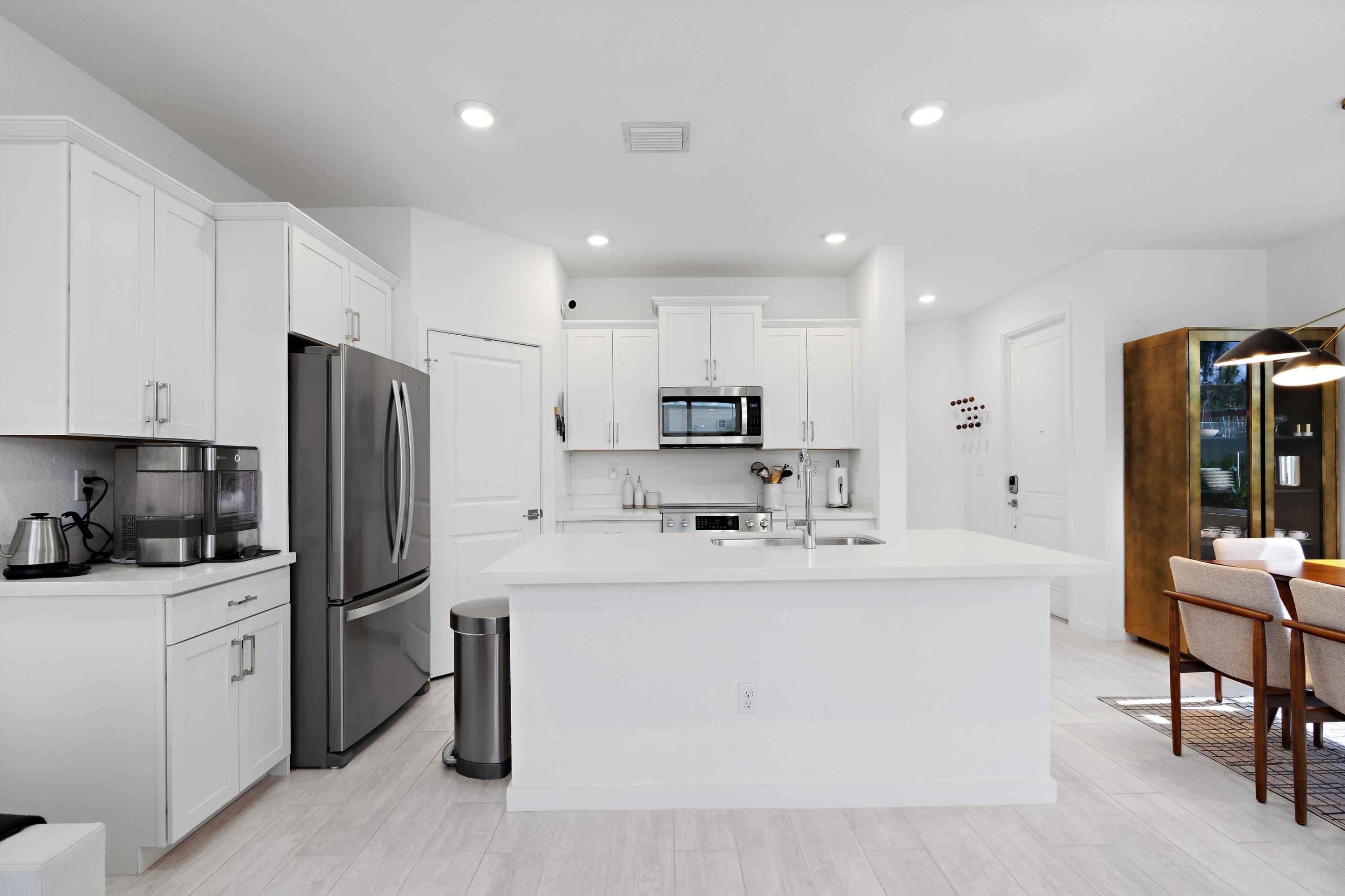 TOWN COMMONS PUD REPLAT - Residential