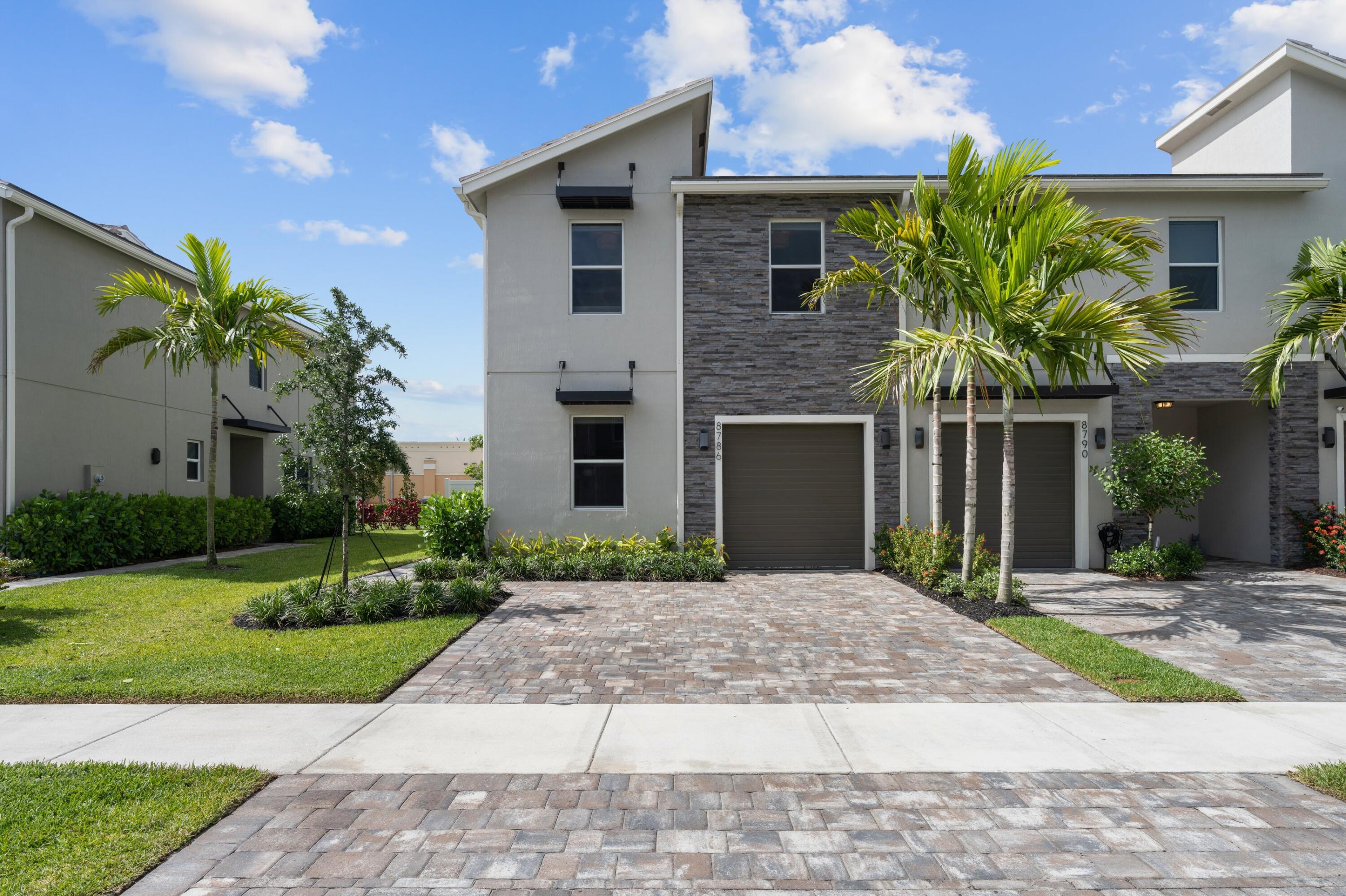 TOWN COMMONS PUD REPLAT - Residential