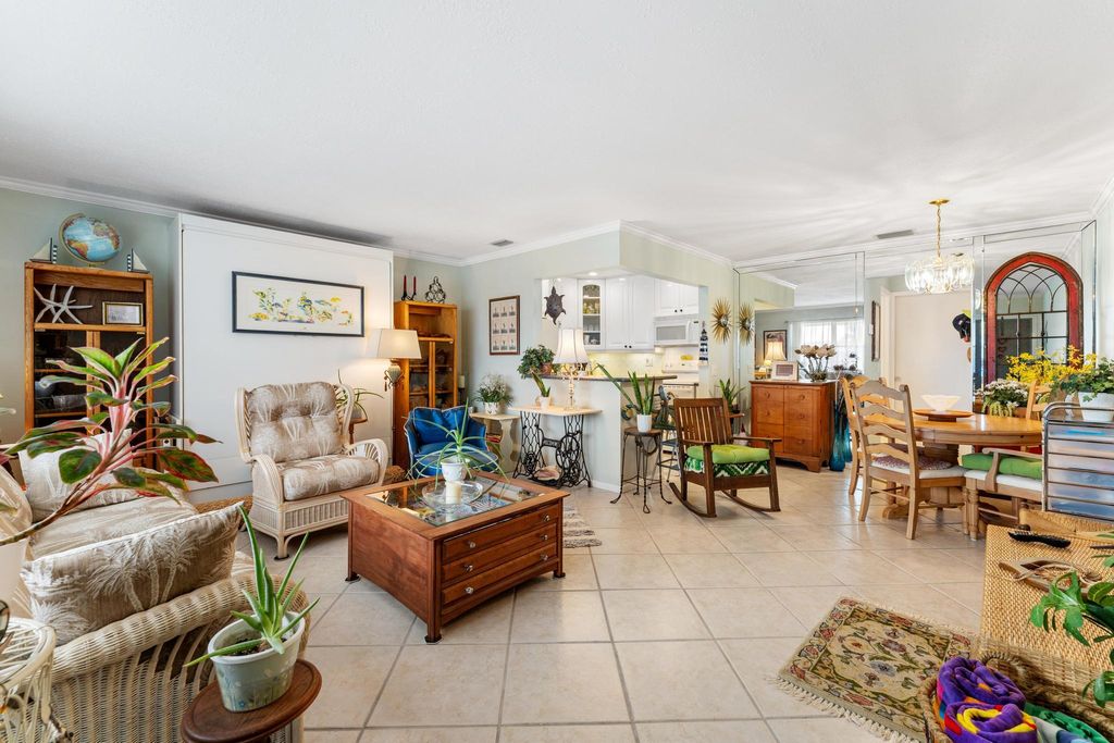 Photo of 170 E Horizons E #303, Boynton Beach, FL 33435 (MLS # B26003302)