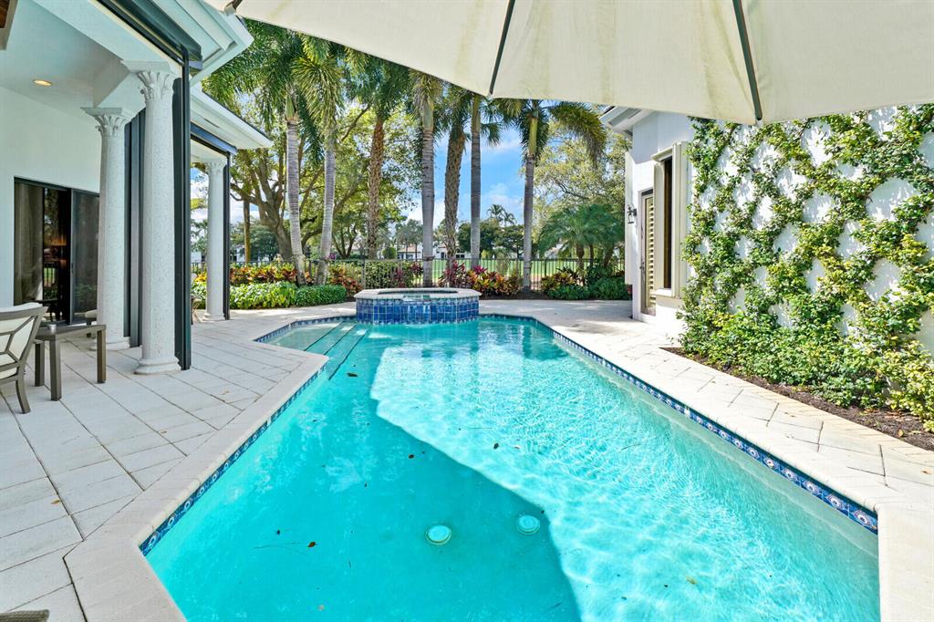 Mizner Country Club - Residential