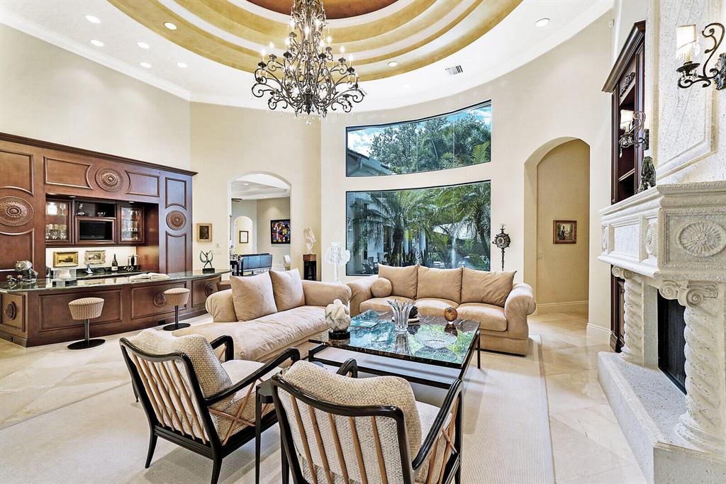 Mizner Country Club - Residential