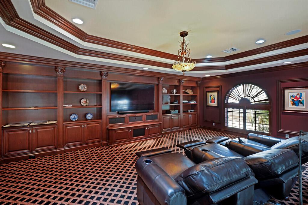 Mizner Country Club - Residential