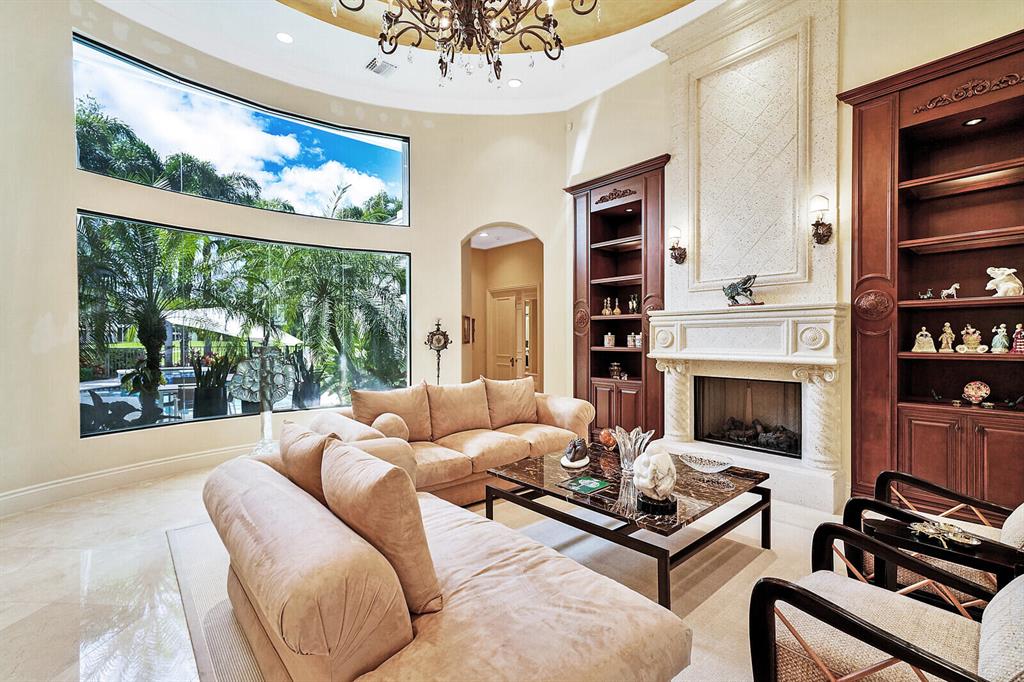 Mizner Country Club - Residential