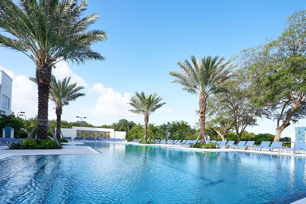 Mizner Country Club - Residential