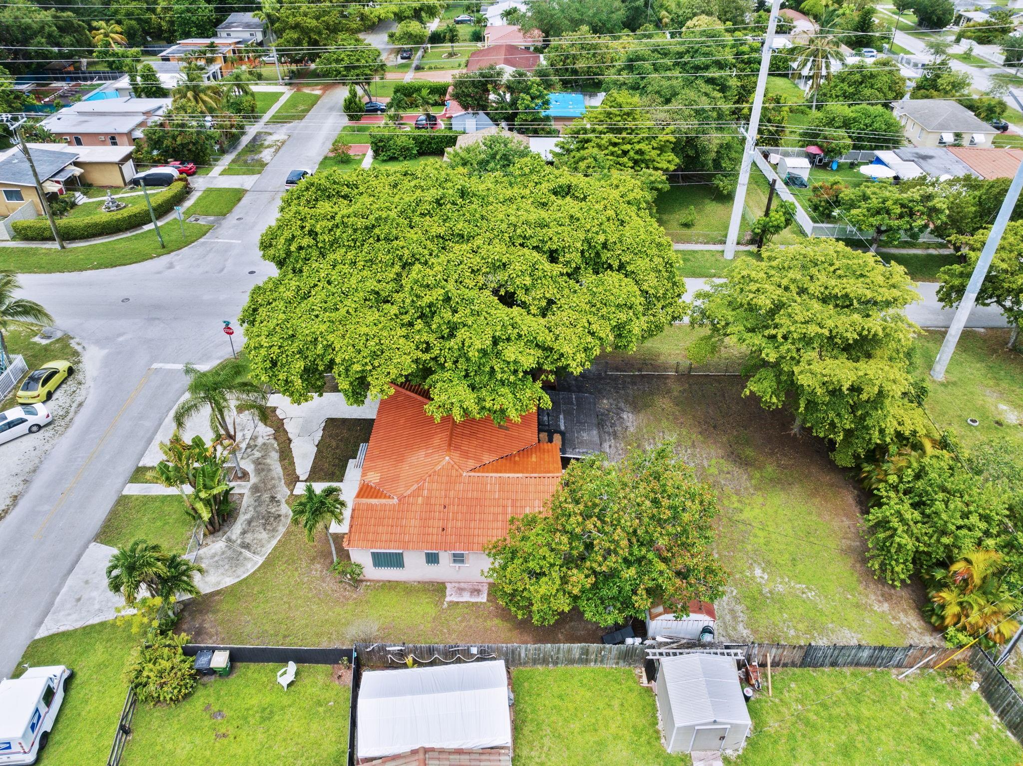 GREEN OAKS - Residential