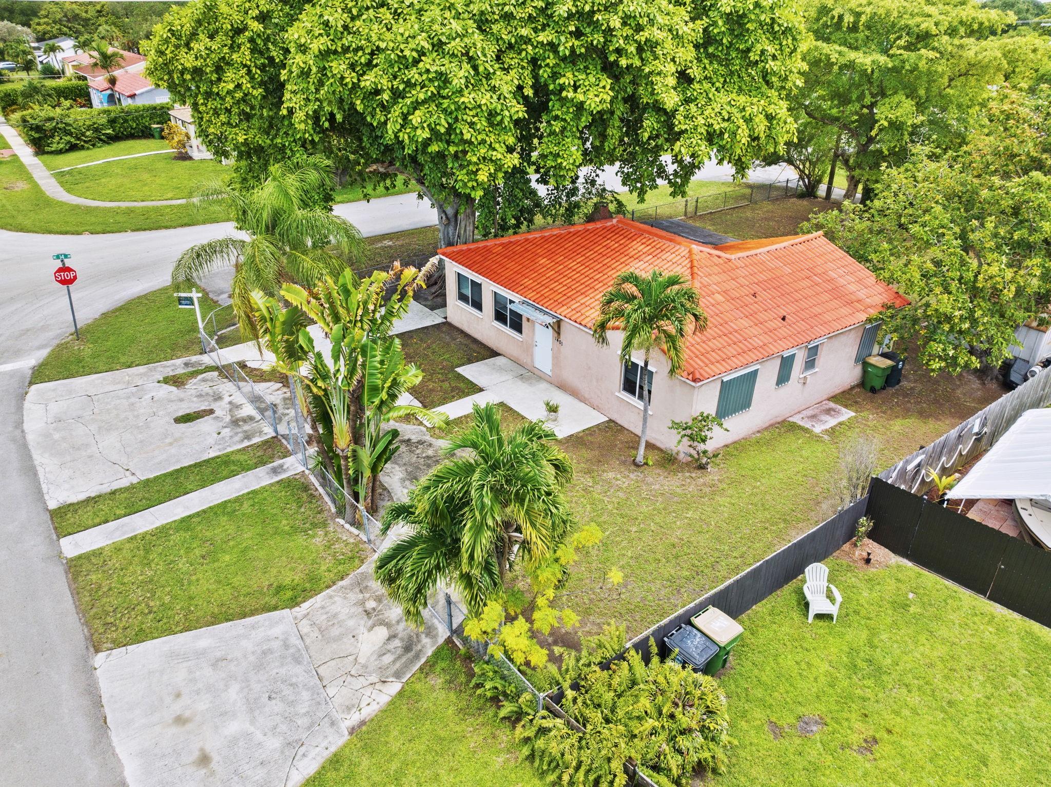 GREEN OAKS - Residential