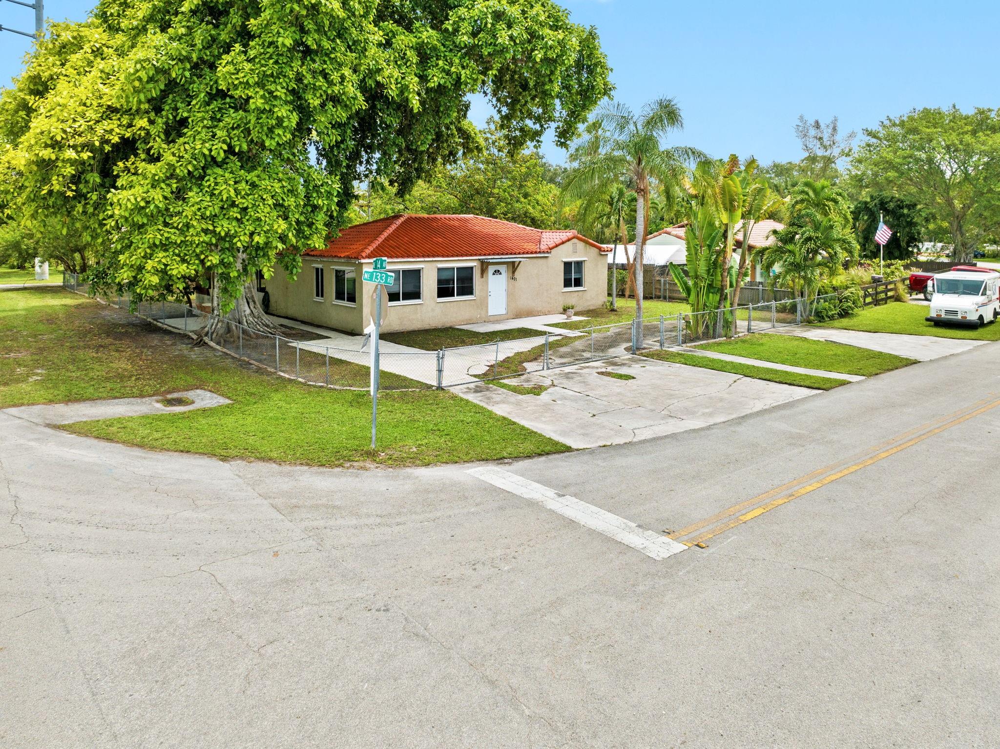 GREEN OAKS - Residential