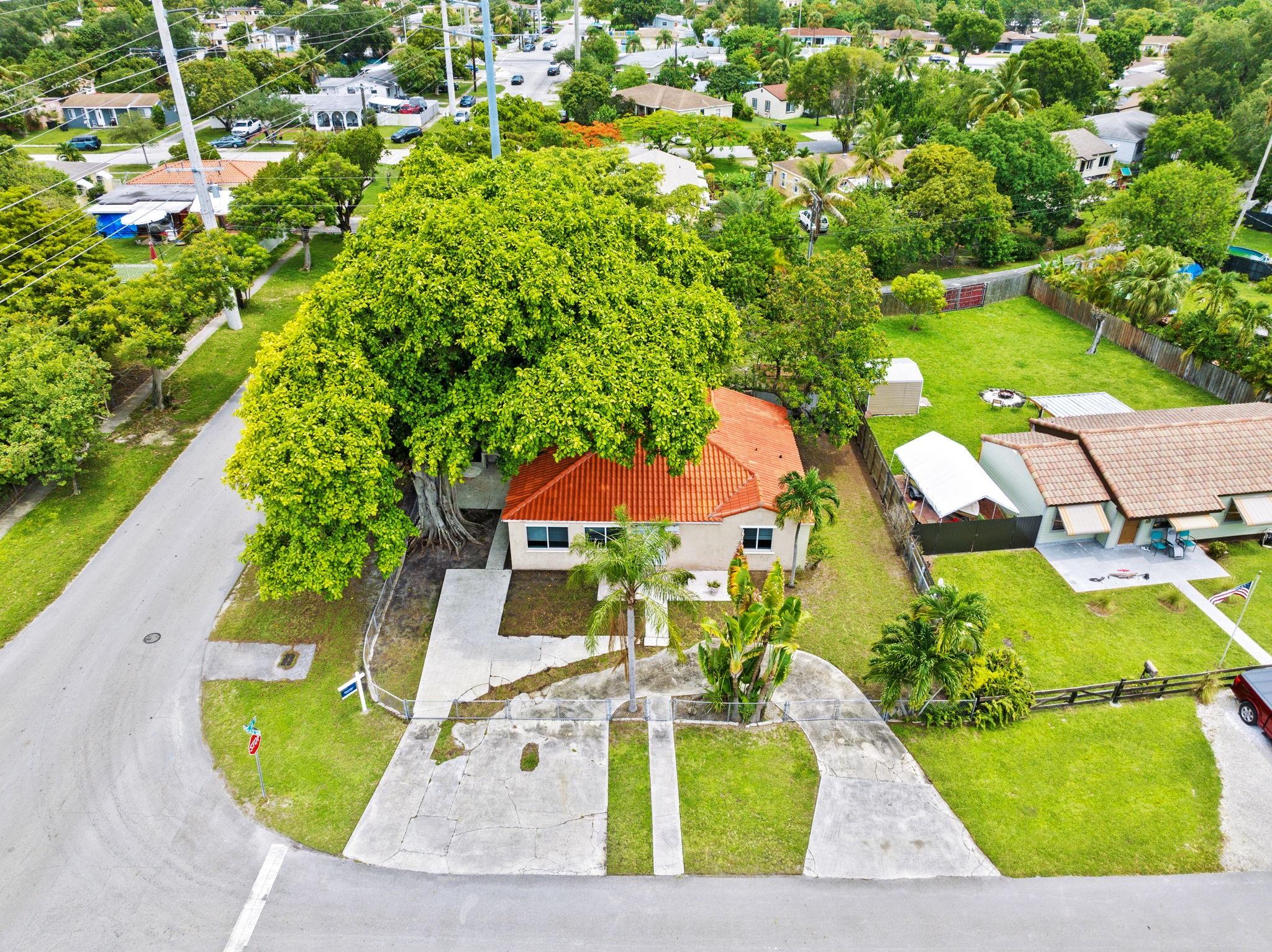 GREEN OAKS - Residential