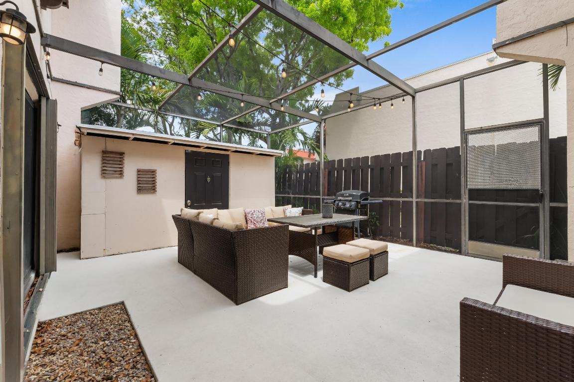 SEVEN SPRINGS 1 - Residential