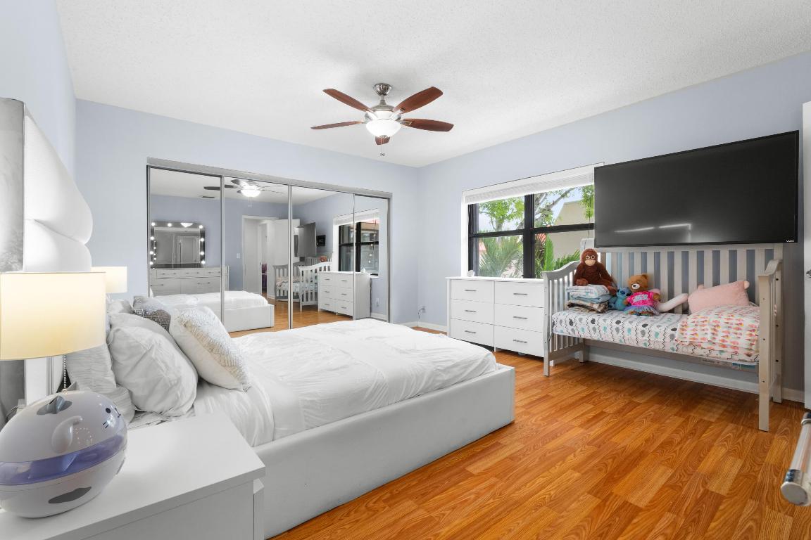 SEVEN SPRINGS 1 - Residential