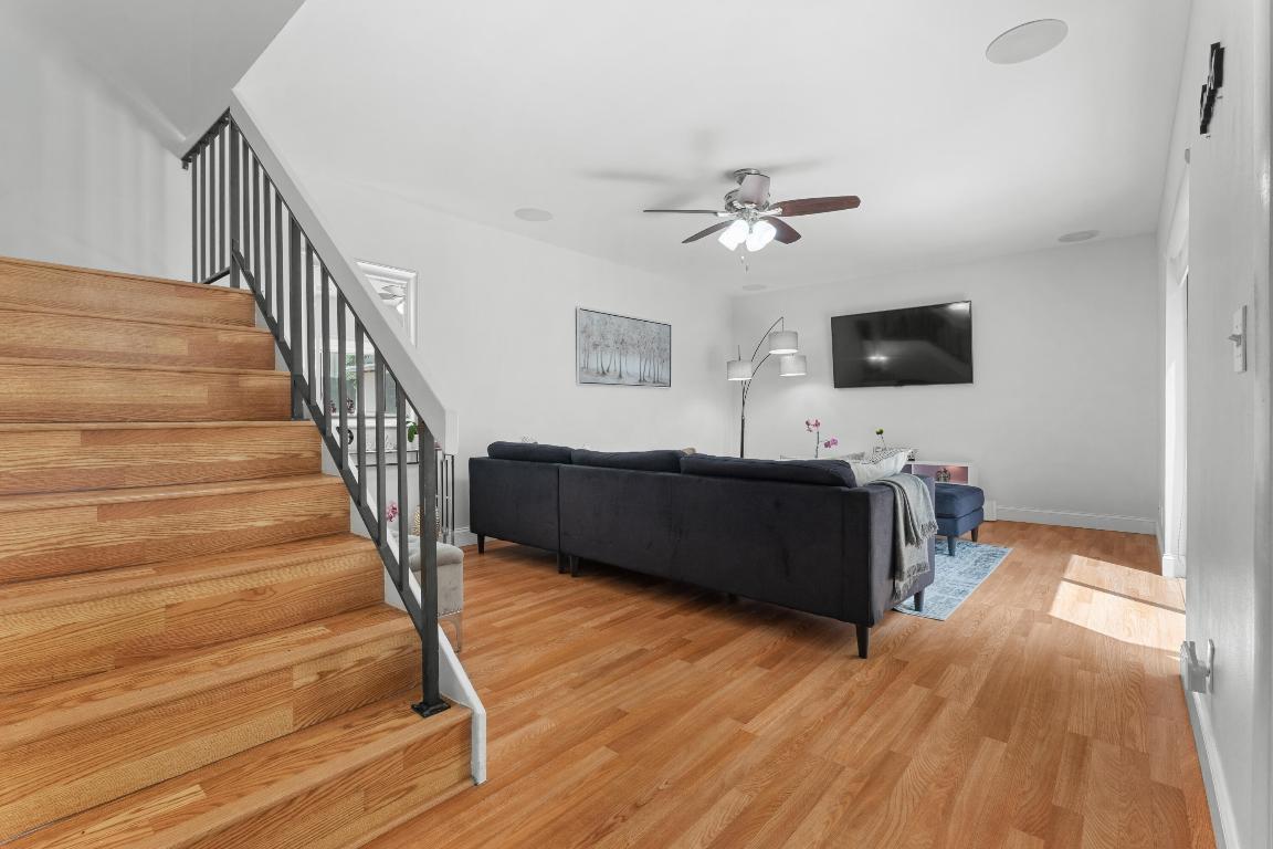 SEVEN SPRINGS 1 - Residential