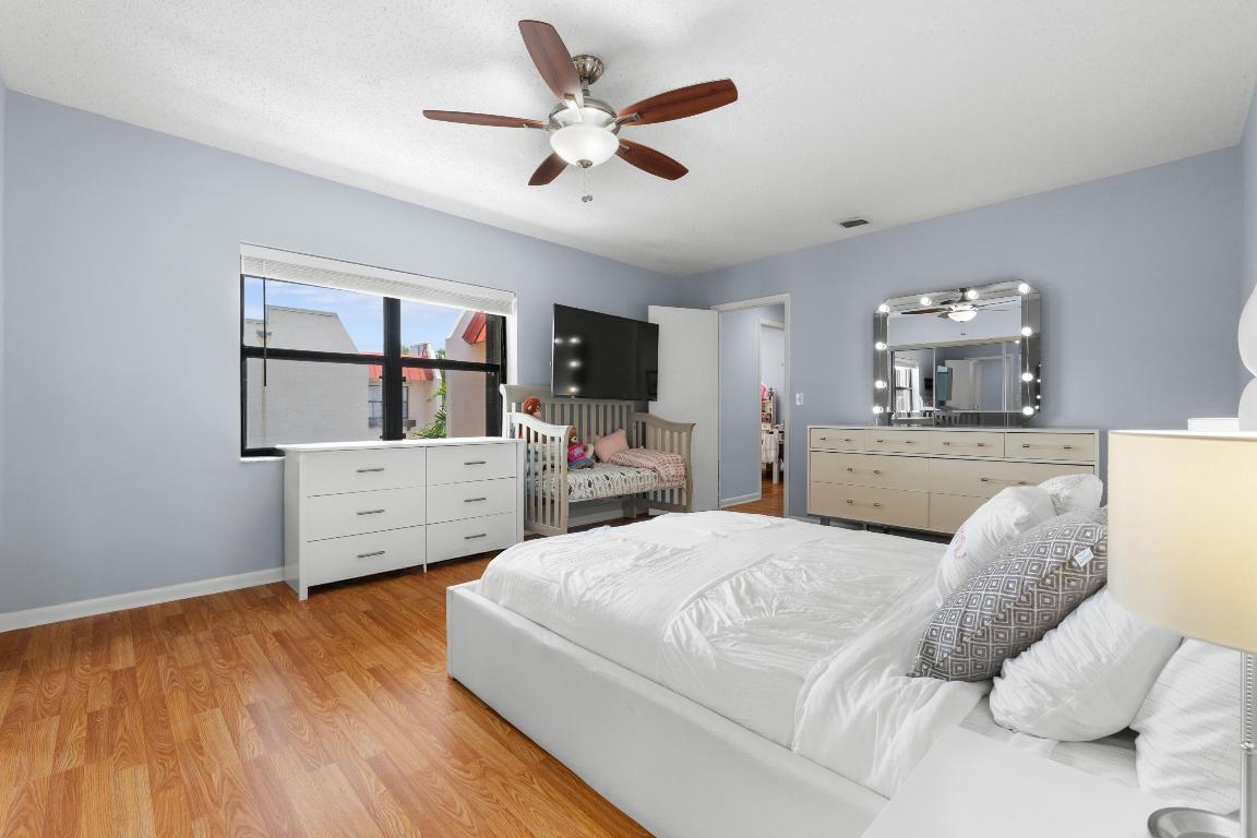 SEVEN SPRINGS 1 - Residential